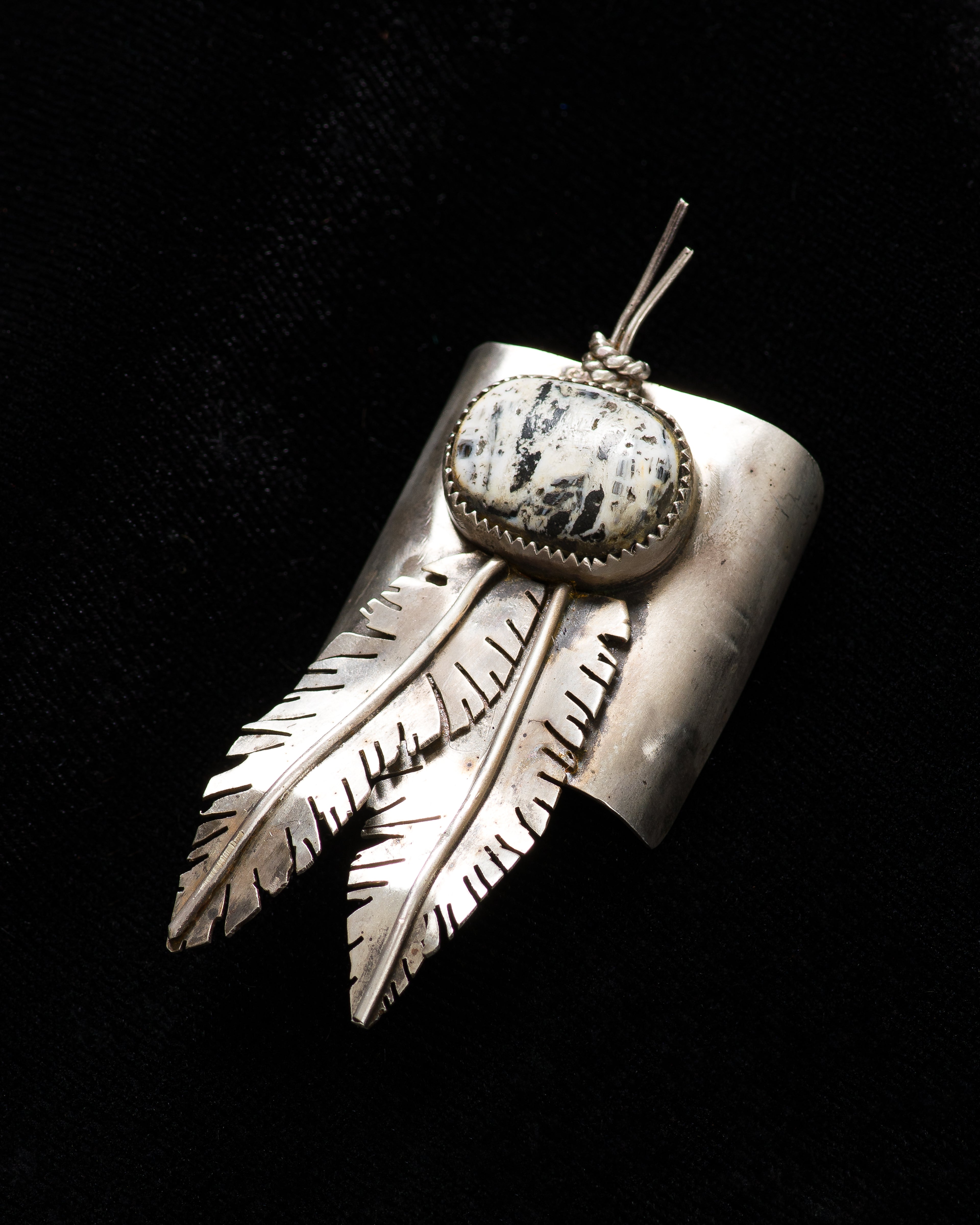 Raven Feather Scarf Slide Talisman