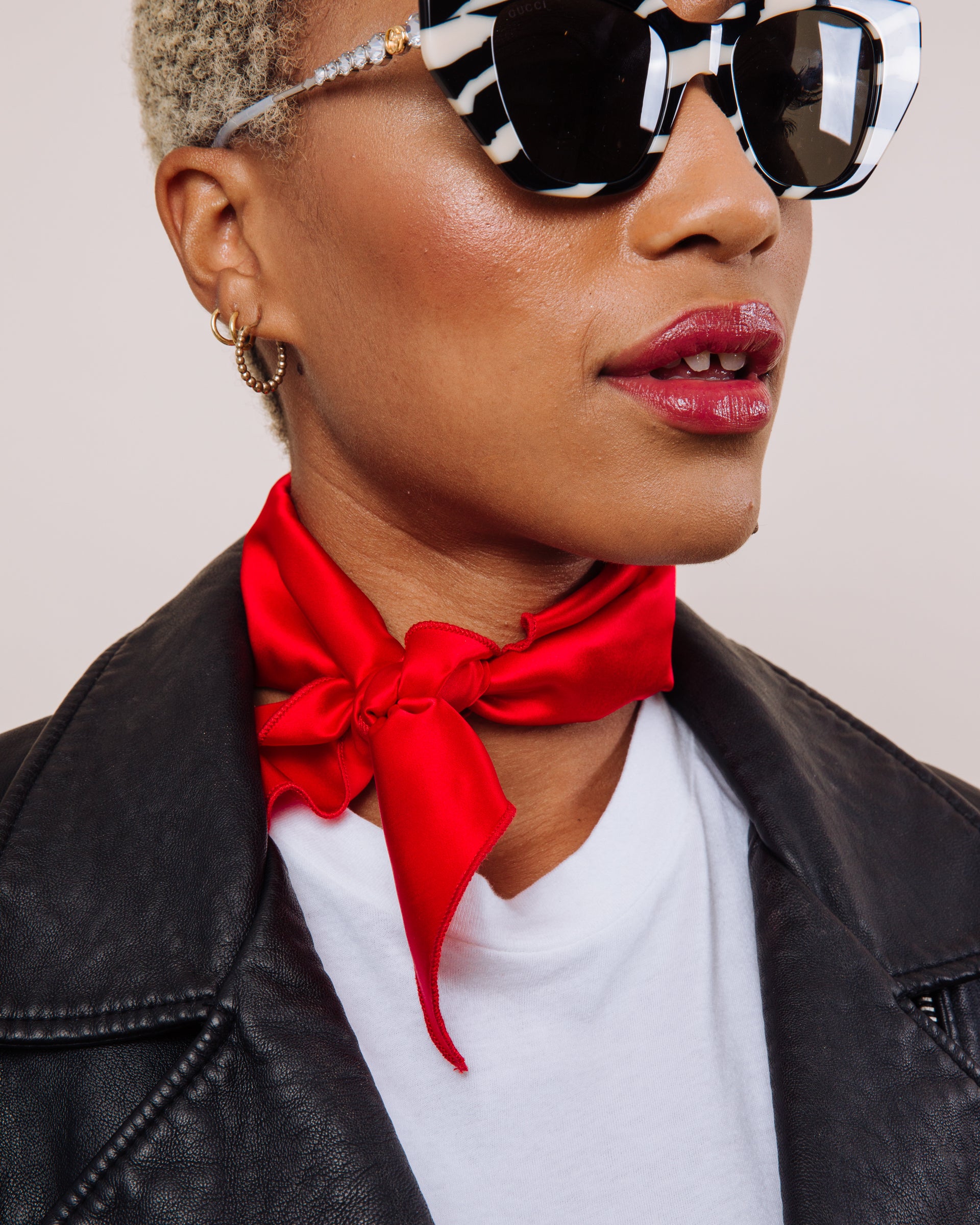 Lolita - Convertible Scrunchie Tie