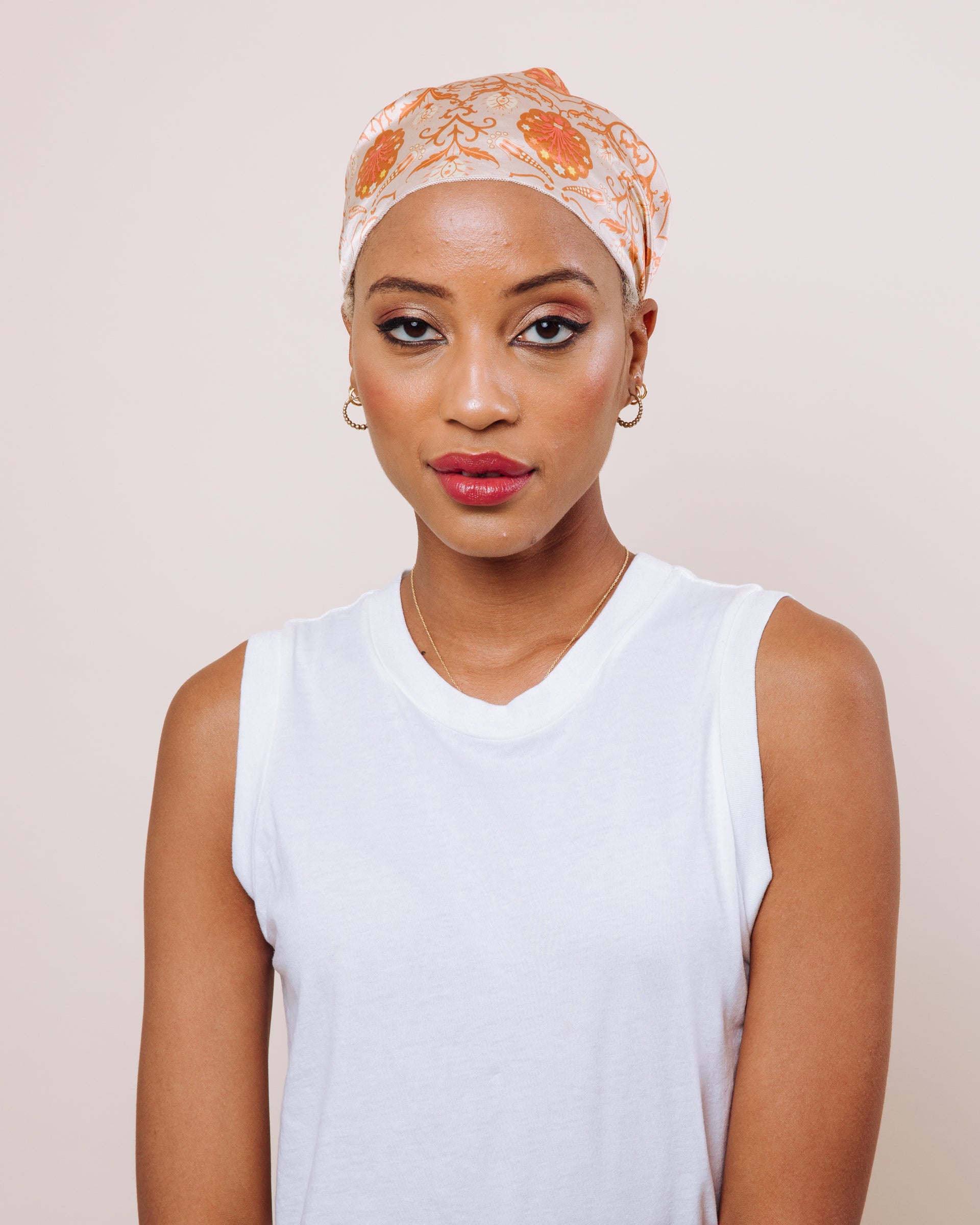 Queen of the Highway - Convertible Scrunchie Tie