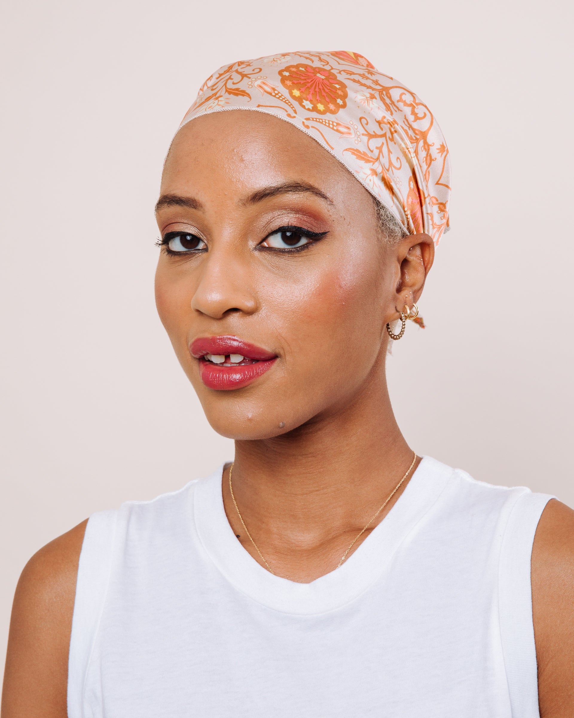 Queen of the Highway - Convertible Scrunchie Tie