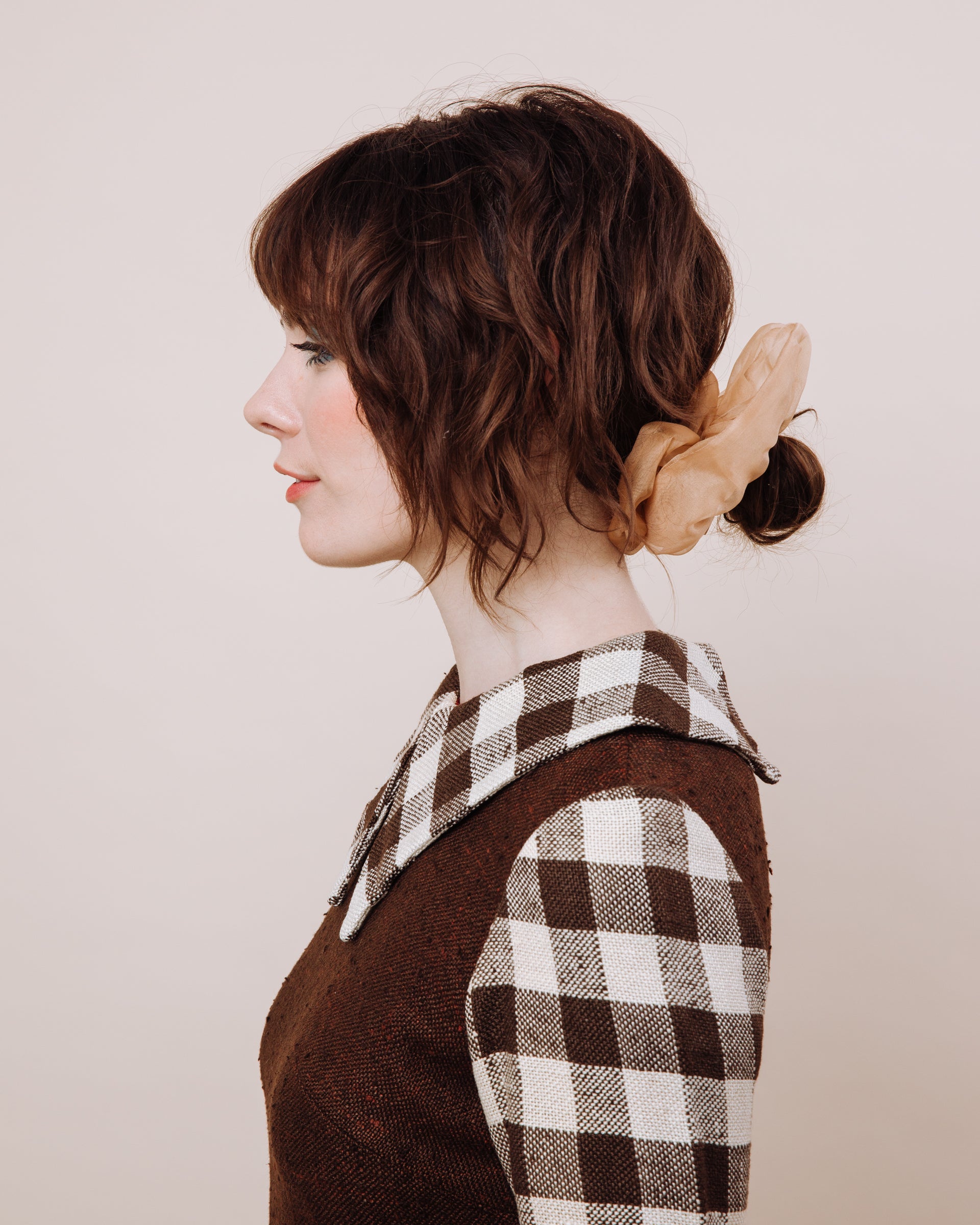 Susie Q: Peach - Mega Scrunchie