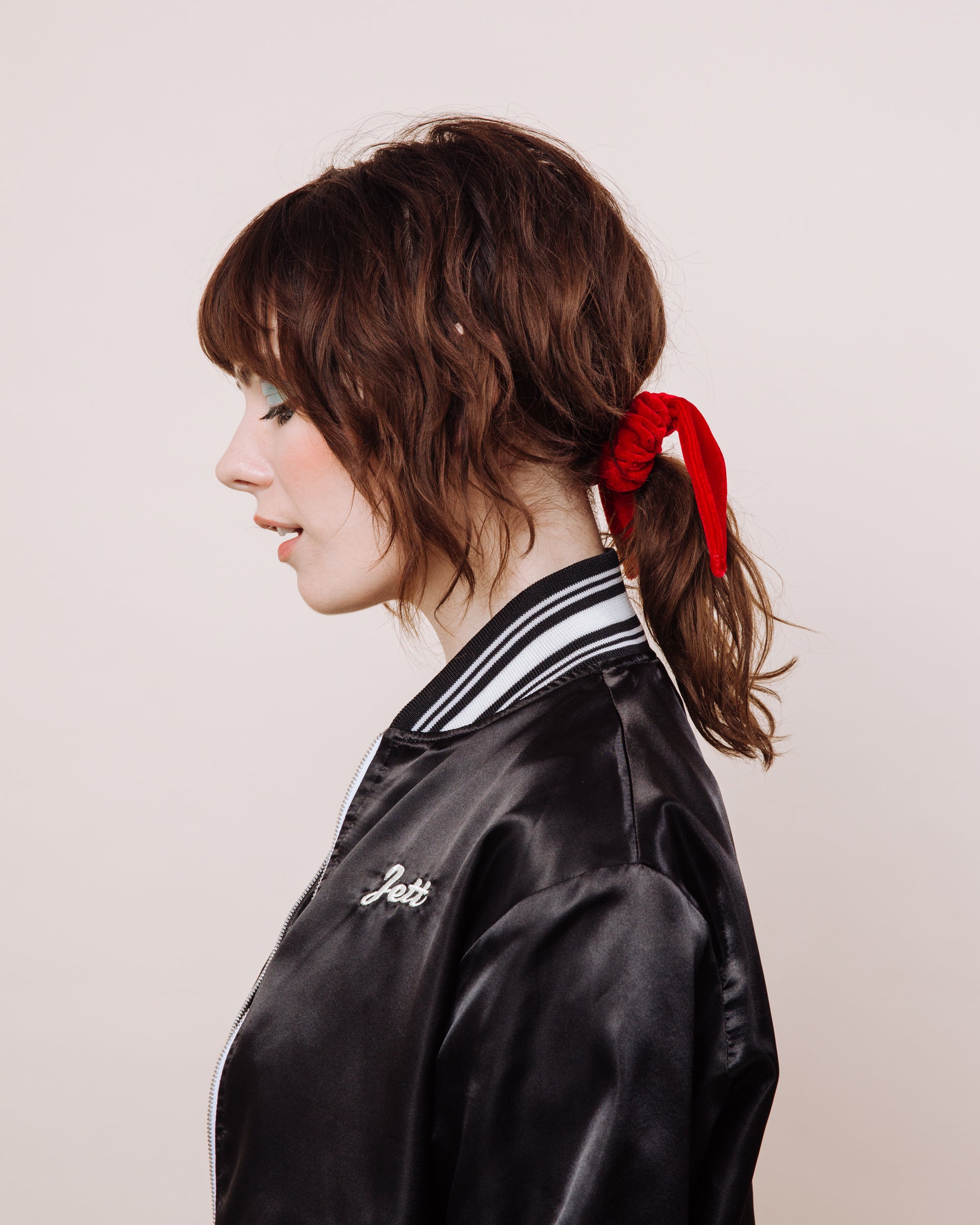 Scarlet Siren - Scrunchie Tie