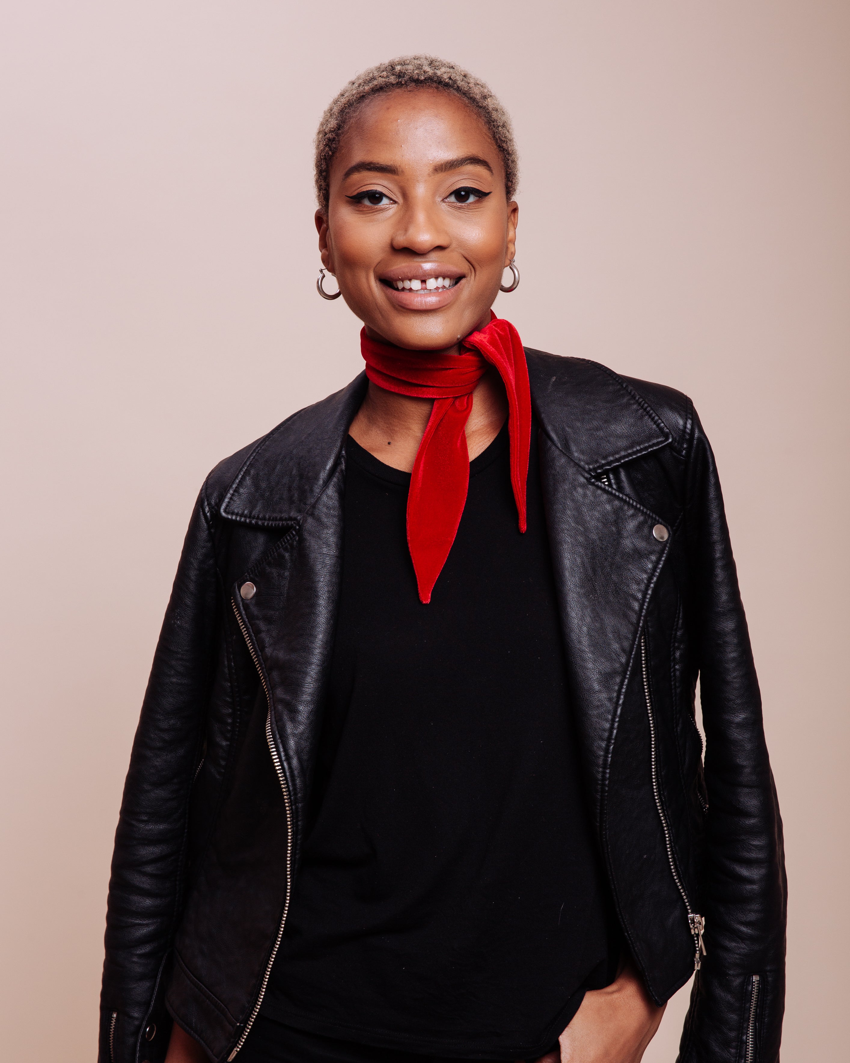 Scarlet Siren - Scarf Tie