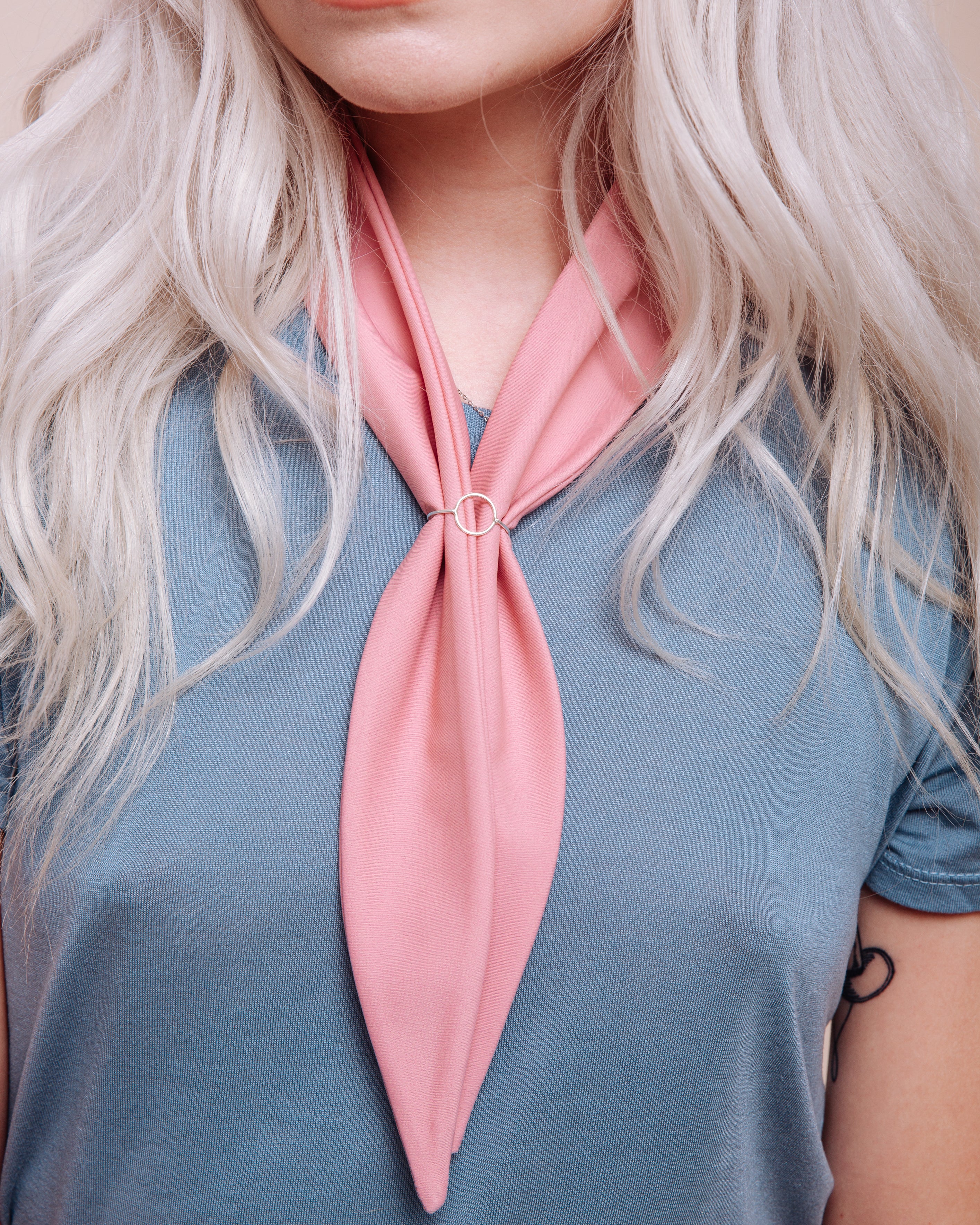 Delta Dawn - Scarf Tie