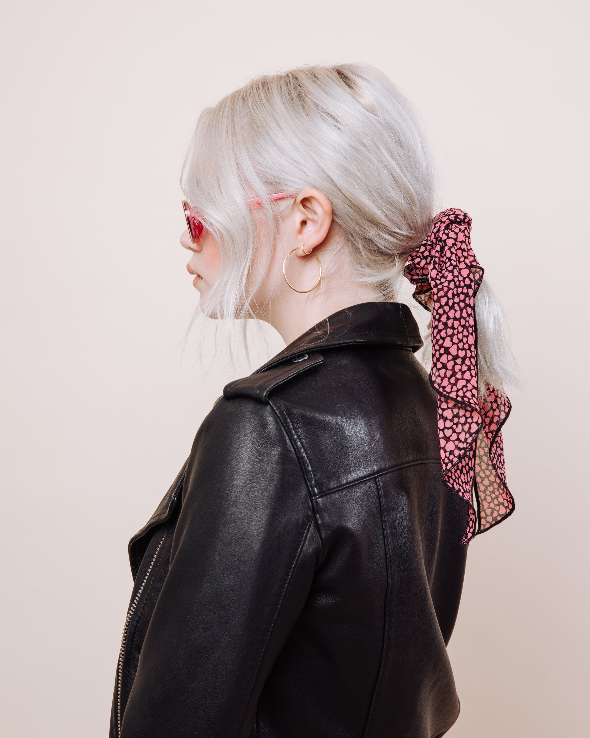 Heartbreaker - Convertible Scrunchie Tie