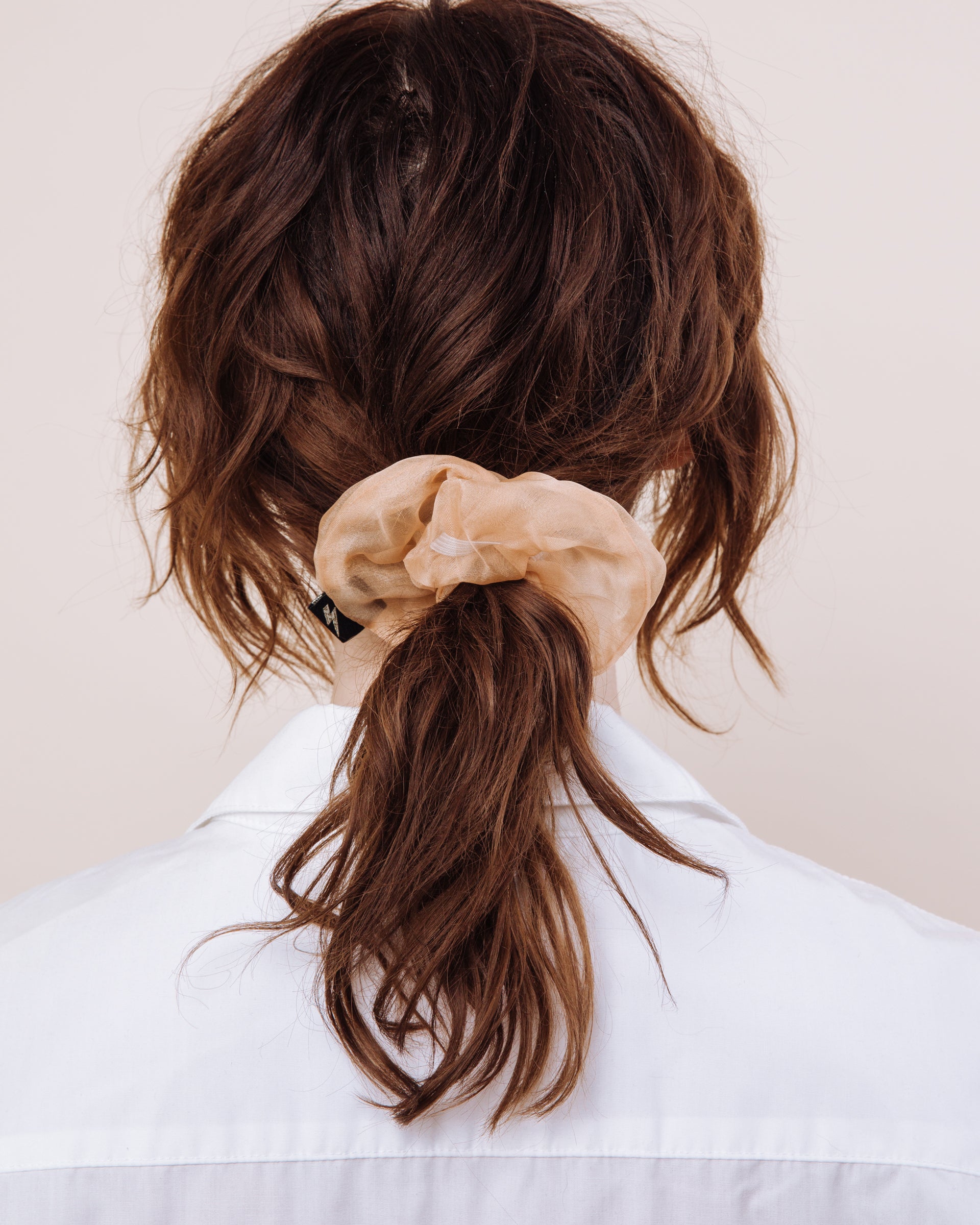 Susie Q: Peach - Scrunchie