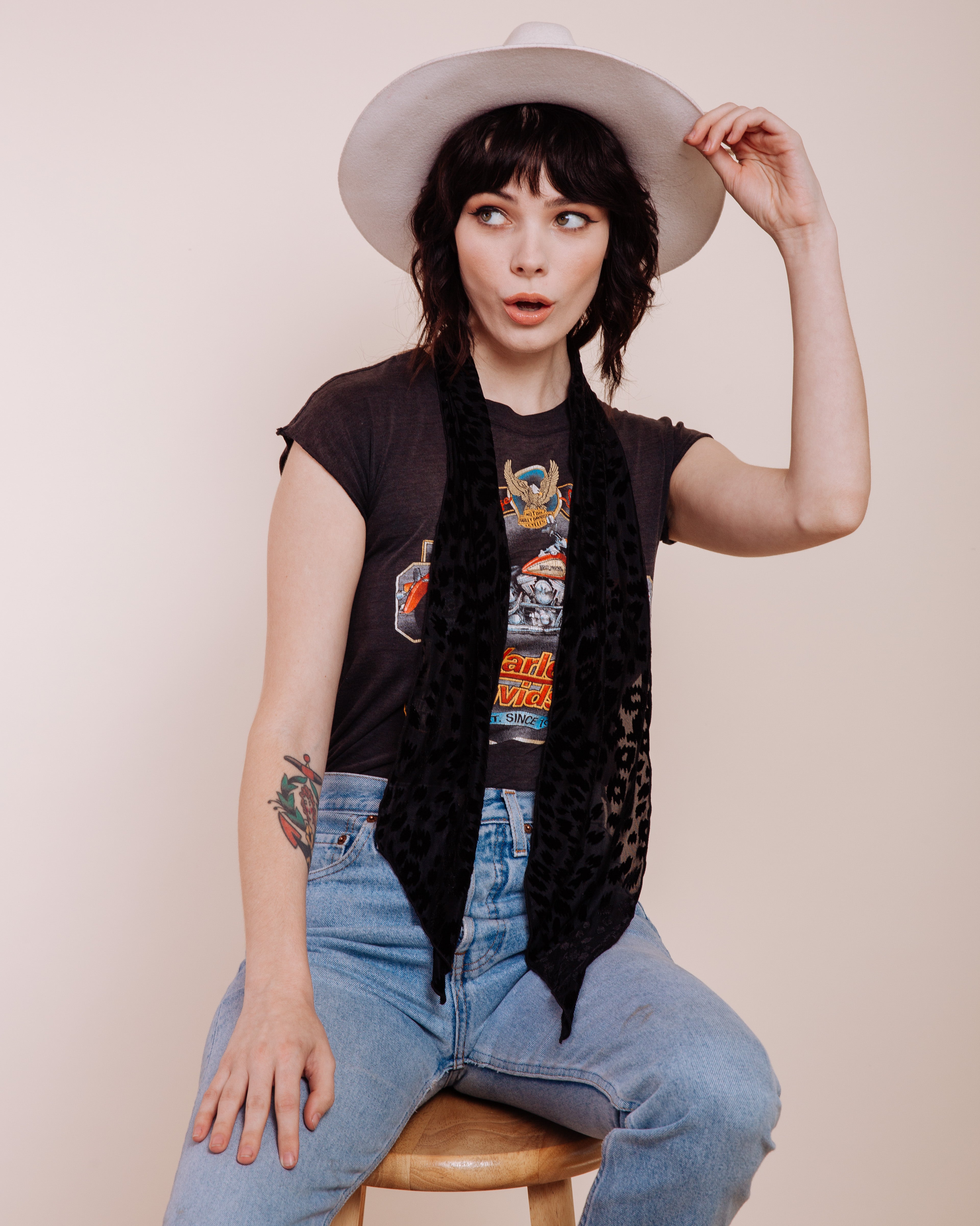 Foxey Lady: Black - Skinny Scarf