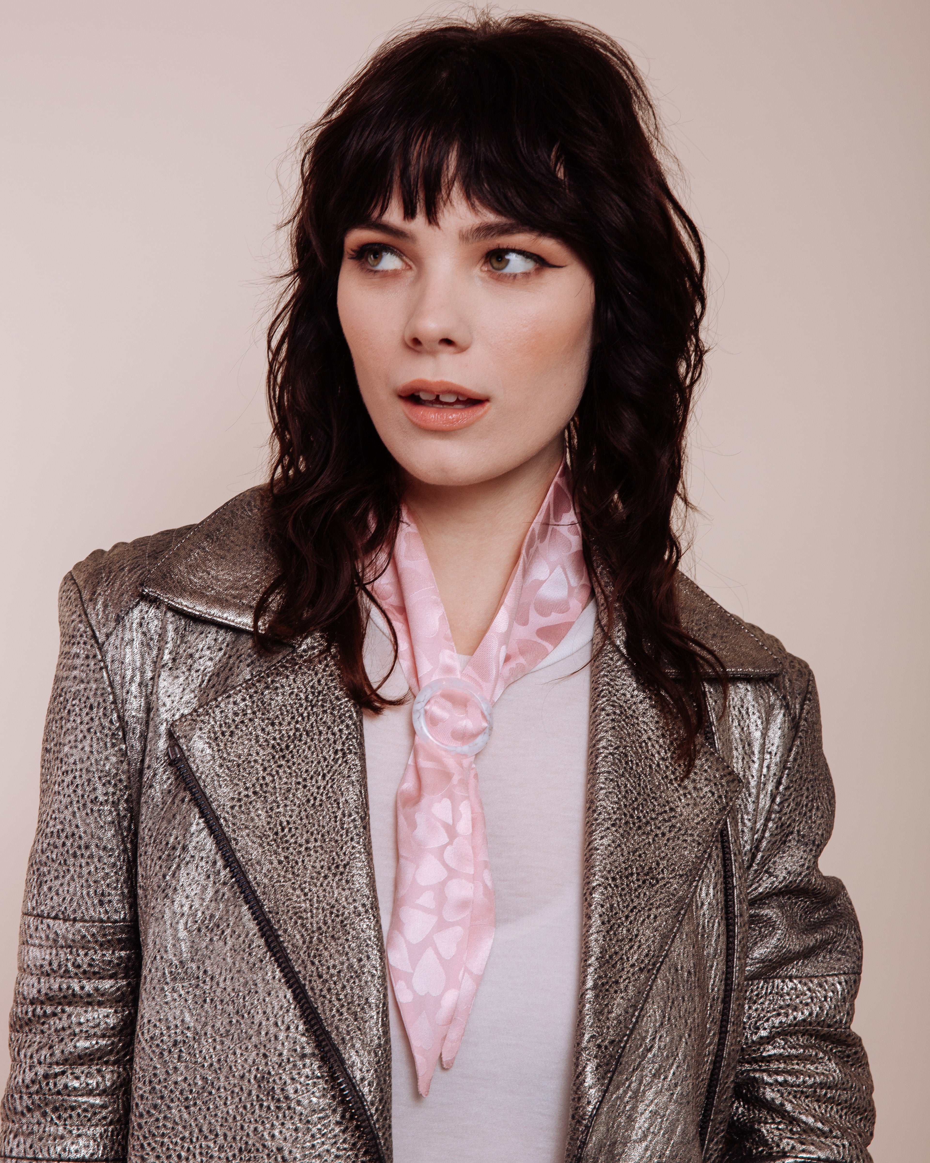 Queen of Hearts: Pink - Scarf Tie