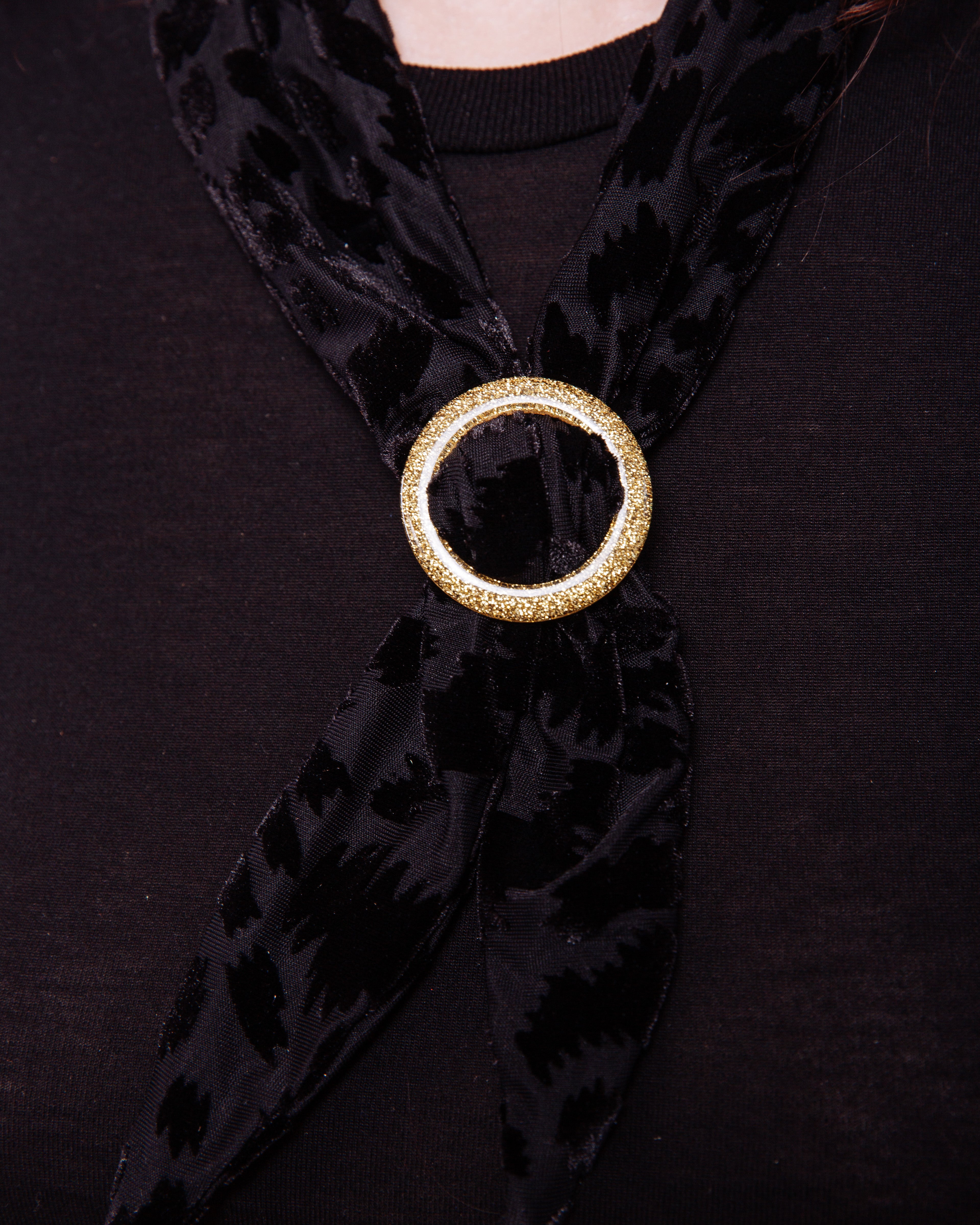 Gold Glitzy Scarf Slide