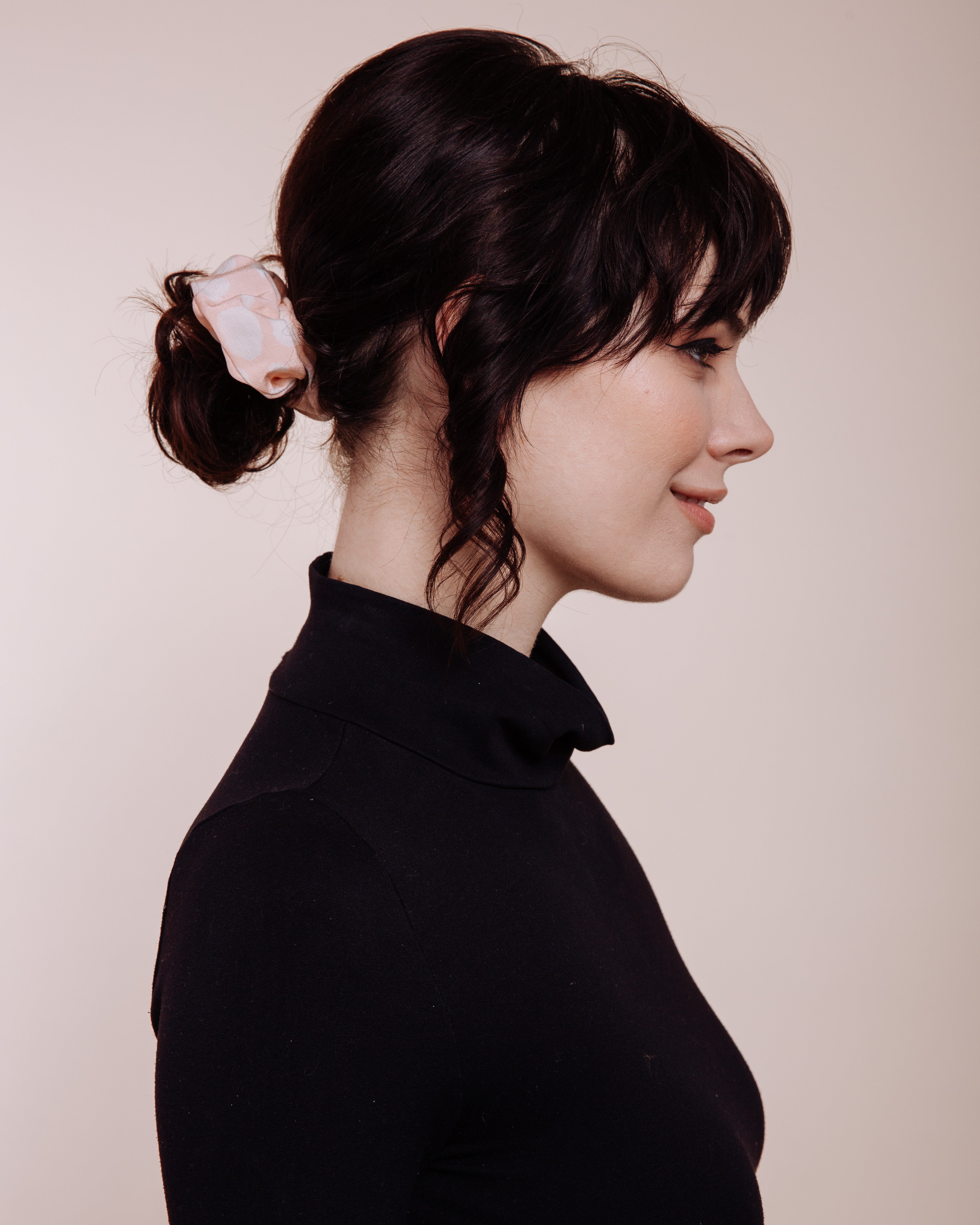 Devil in Disguise: Blush - Scrunchie