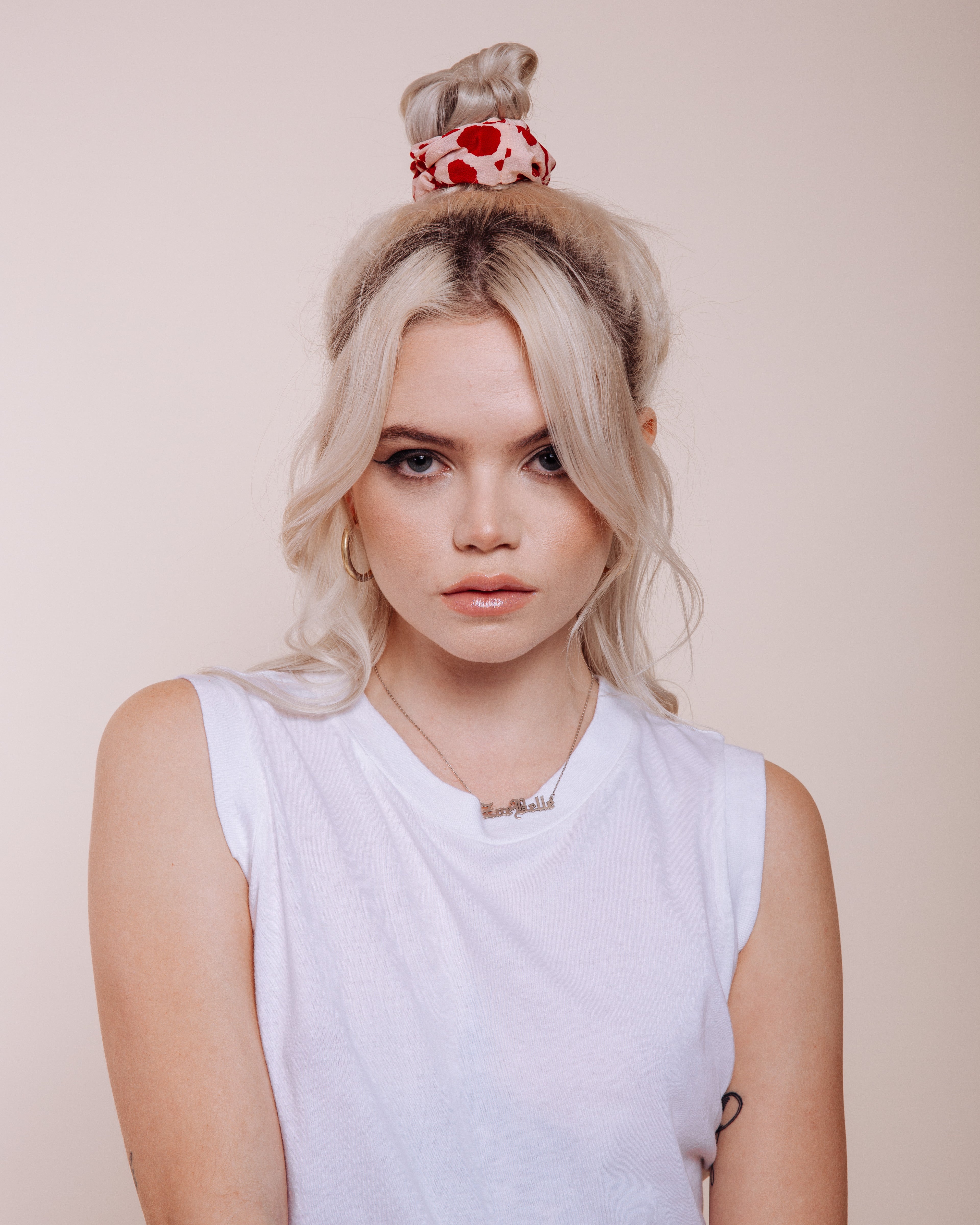 Devil in Disguise: Rose - Scrunchie