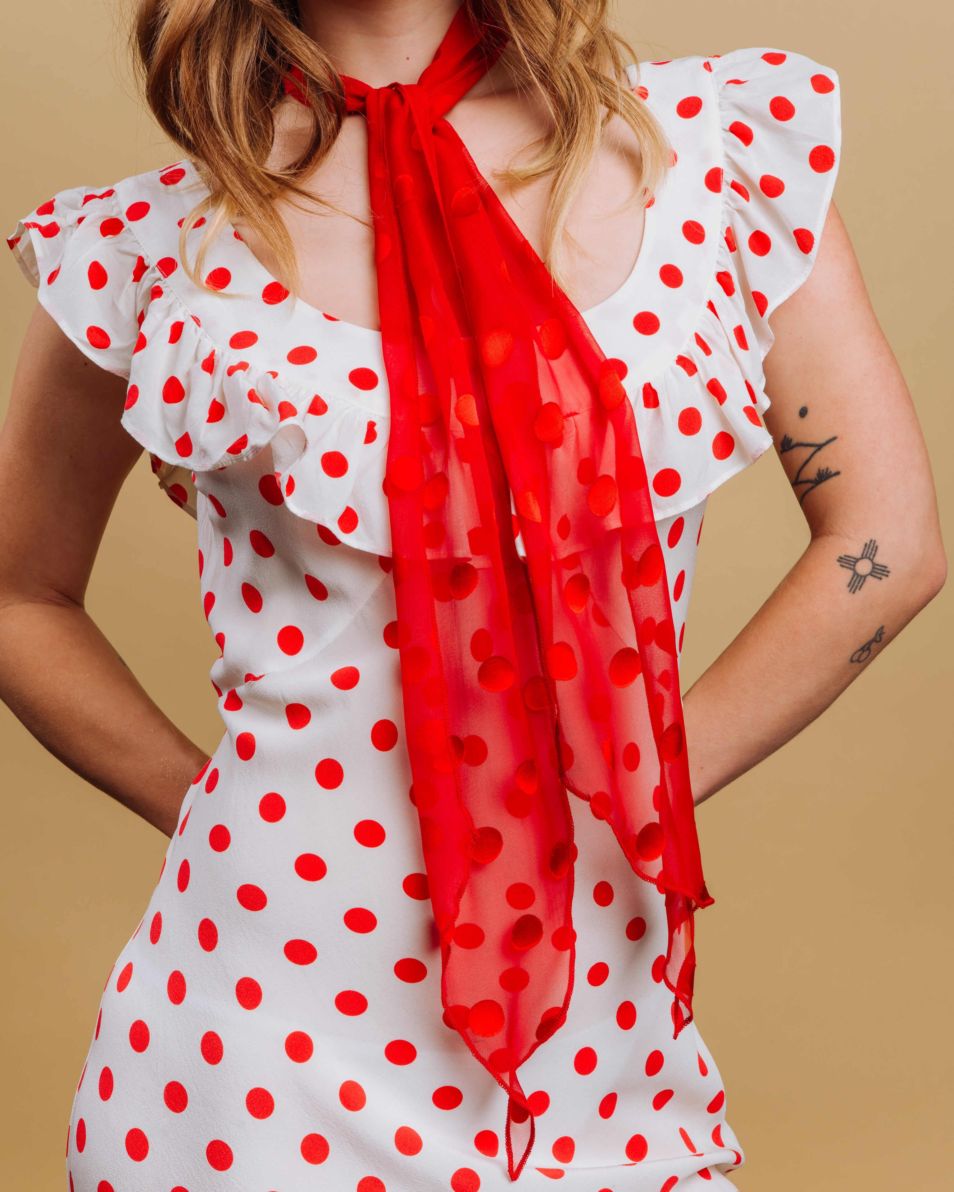 The Johansen - Red Skinny Scarf