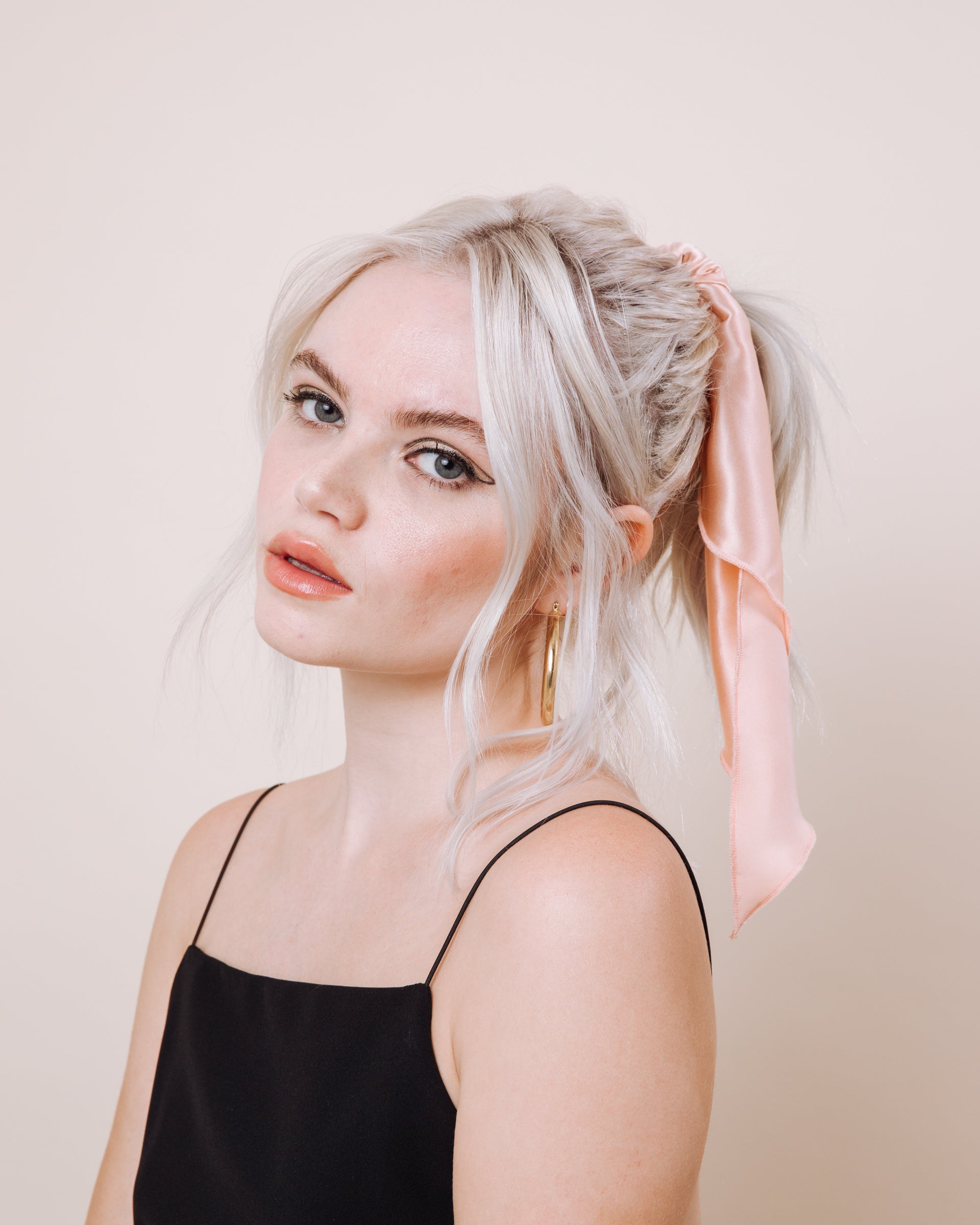 Sweet Jane - Convertible Scrunchie Tie