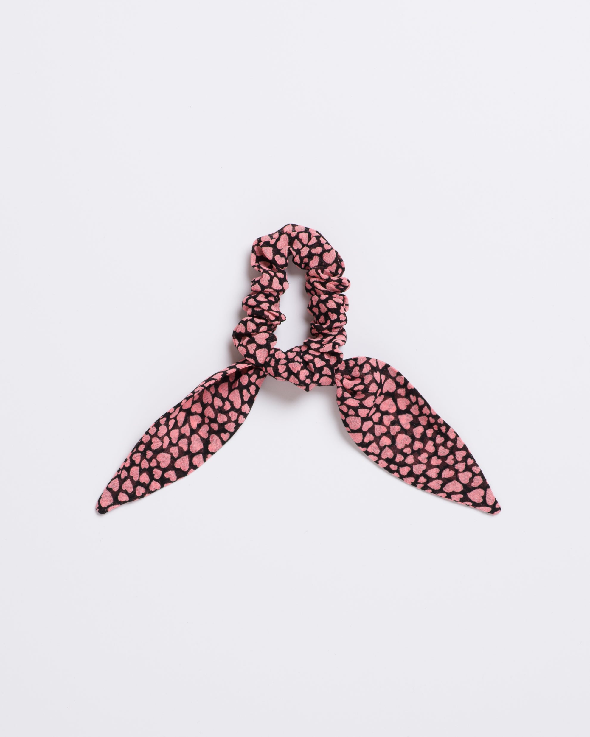 Heartbreaker - Scrunchie Tie