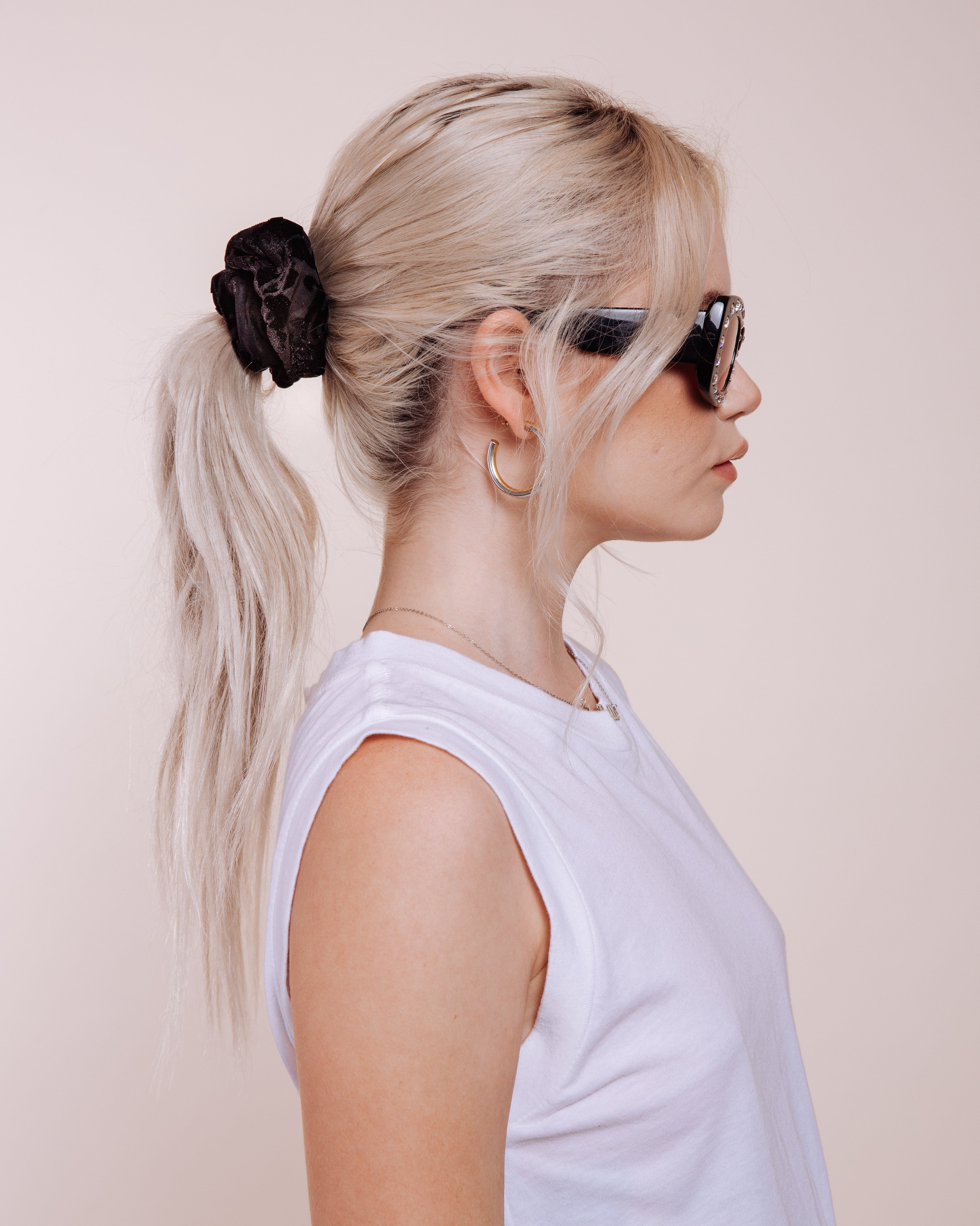 The Hendrix: Black - Scrunchie