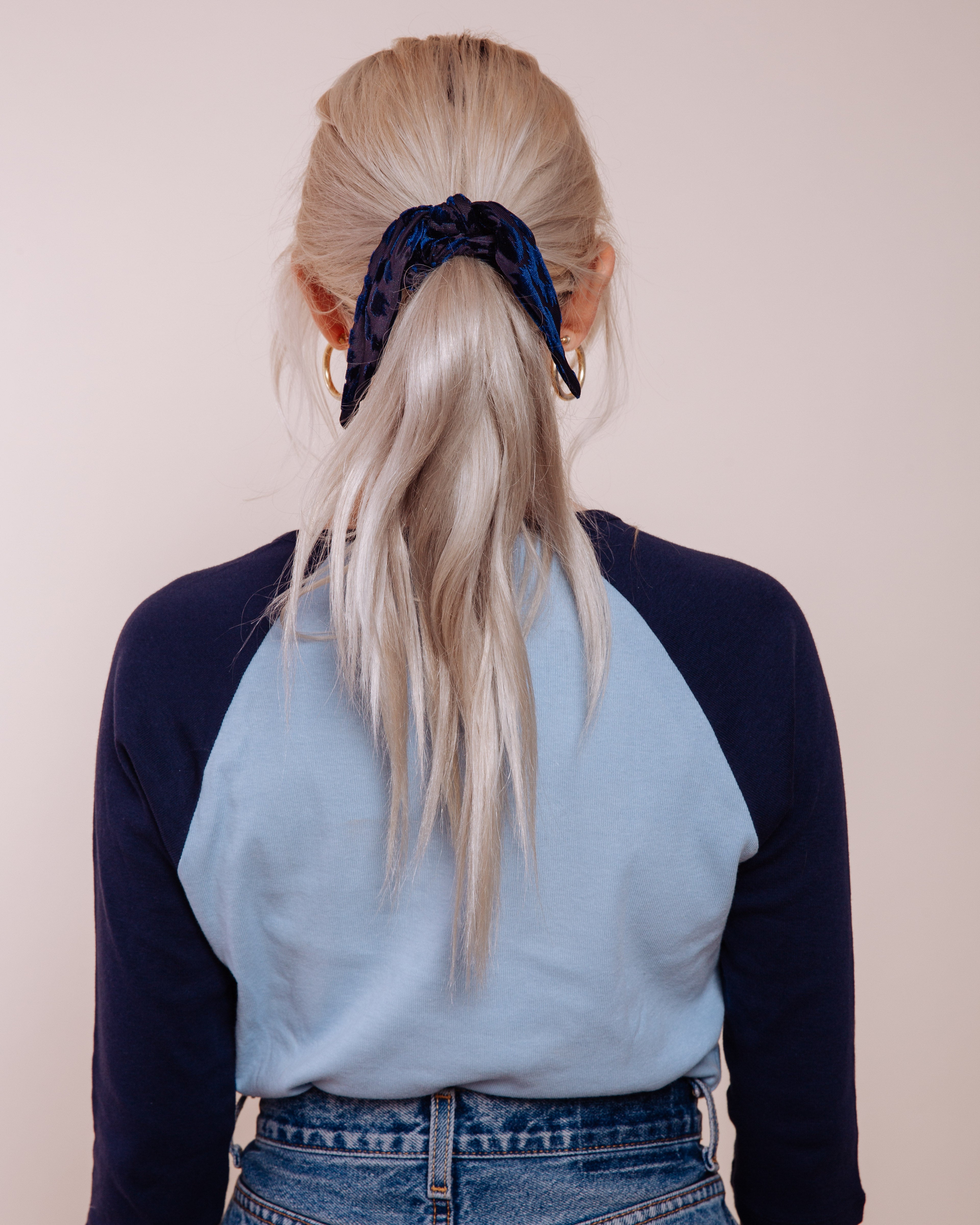 Foxey Lady: Blue - Scrunchie Tie