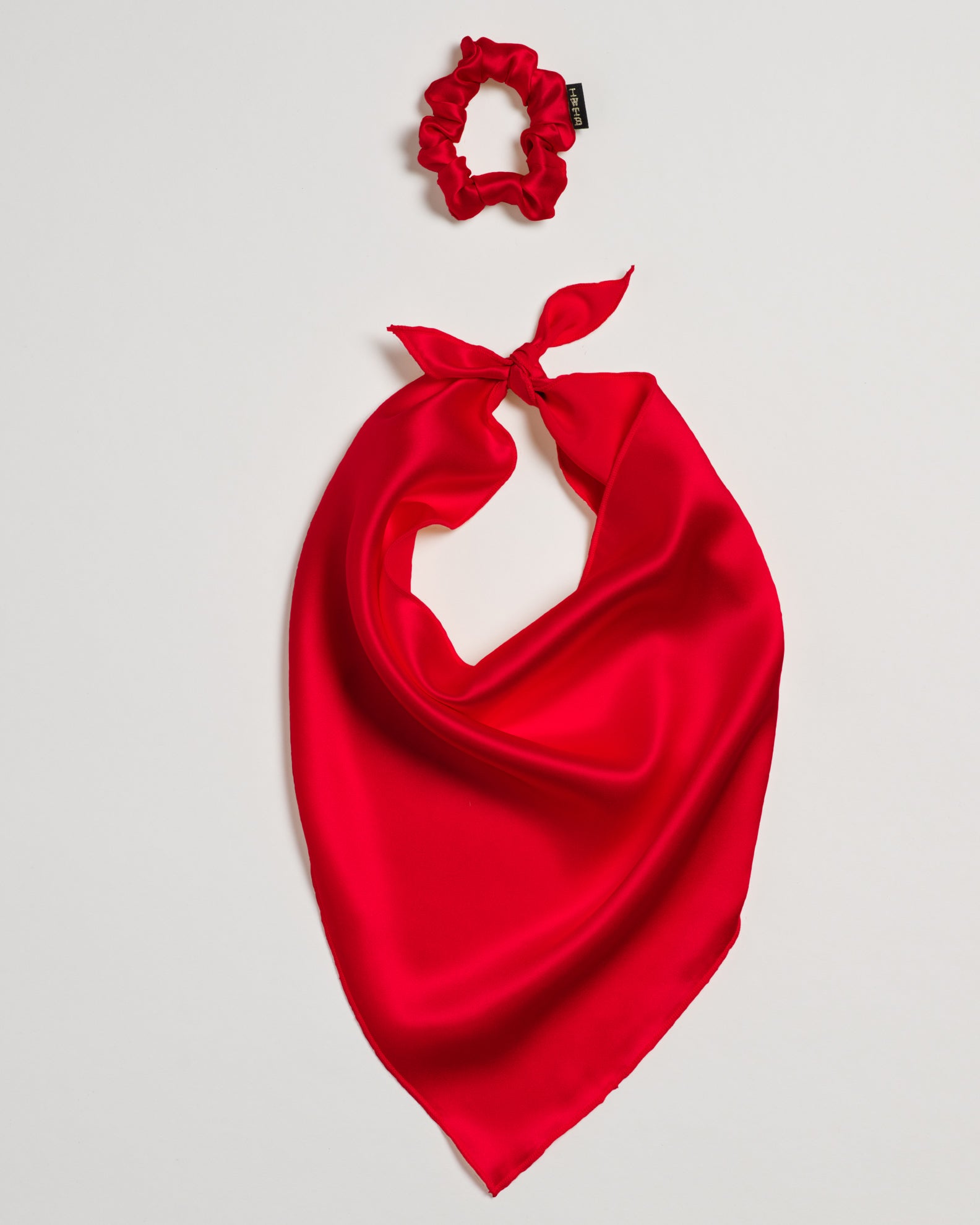 Lolita - Convertible Scrunchie Tie