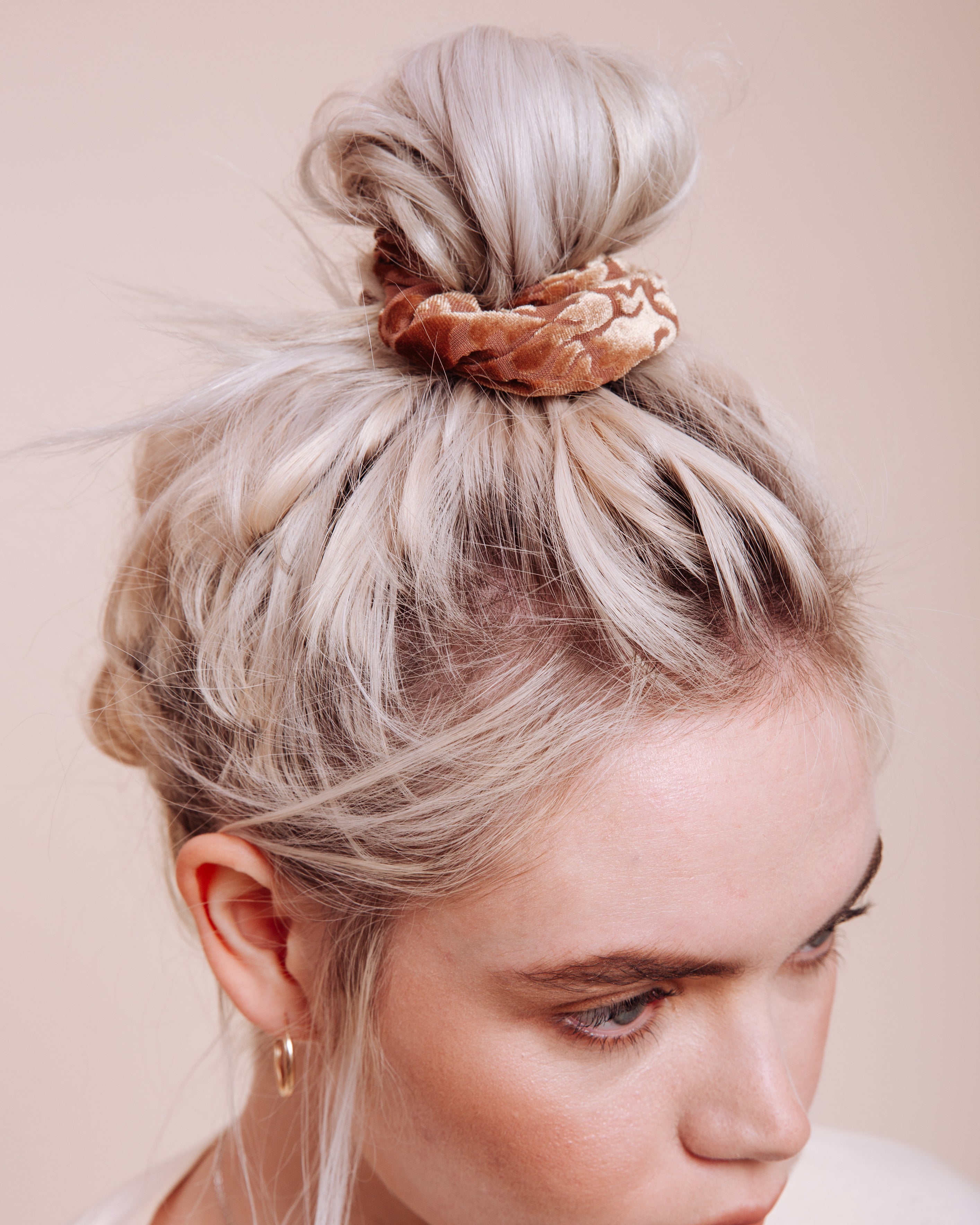The Hendrix: Gold - Scrunchie