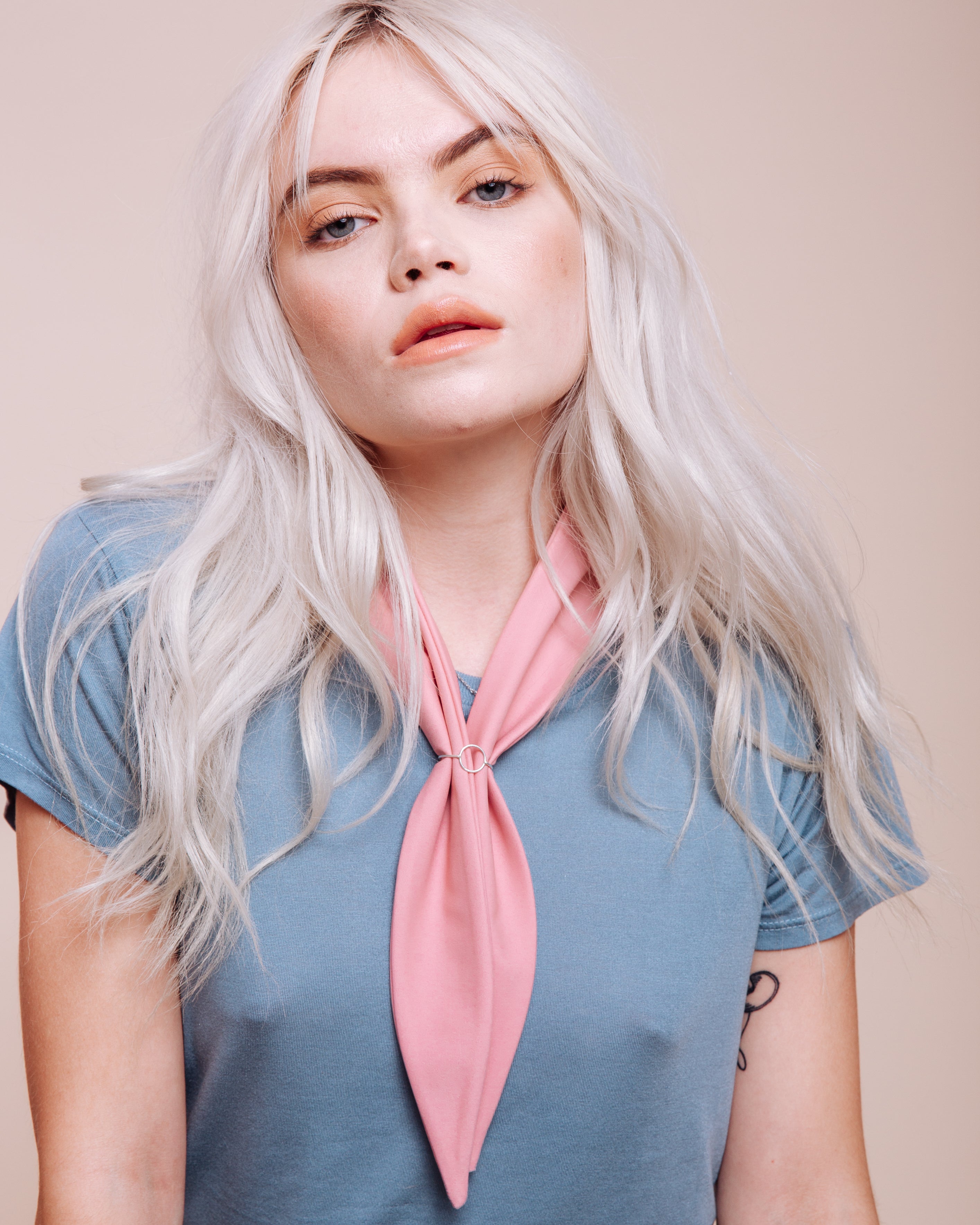 Delta Dawn - Scarf Tie