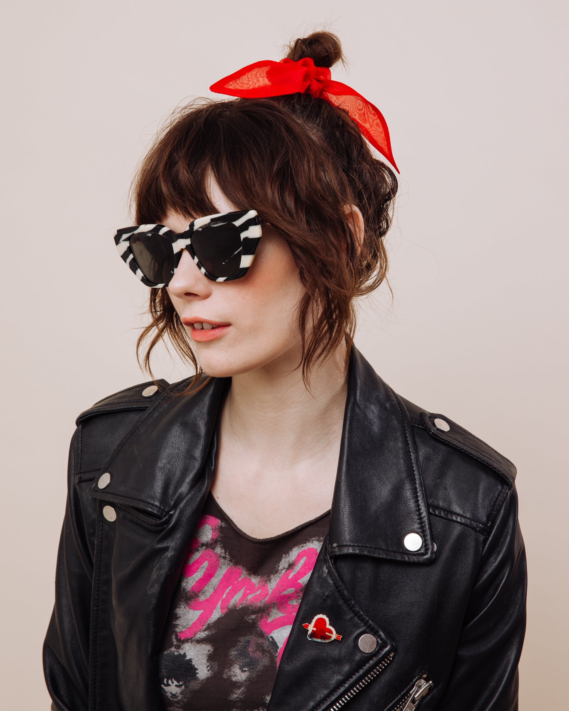 Susie Q: Cherry - Scrunchie Tie