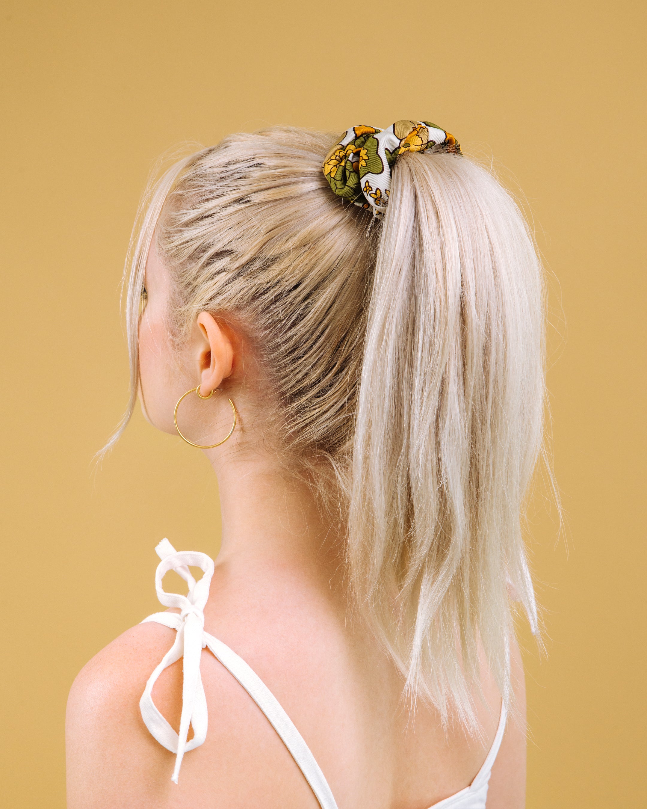 Valley of the Dolls - Scrunchie