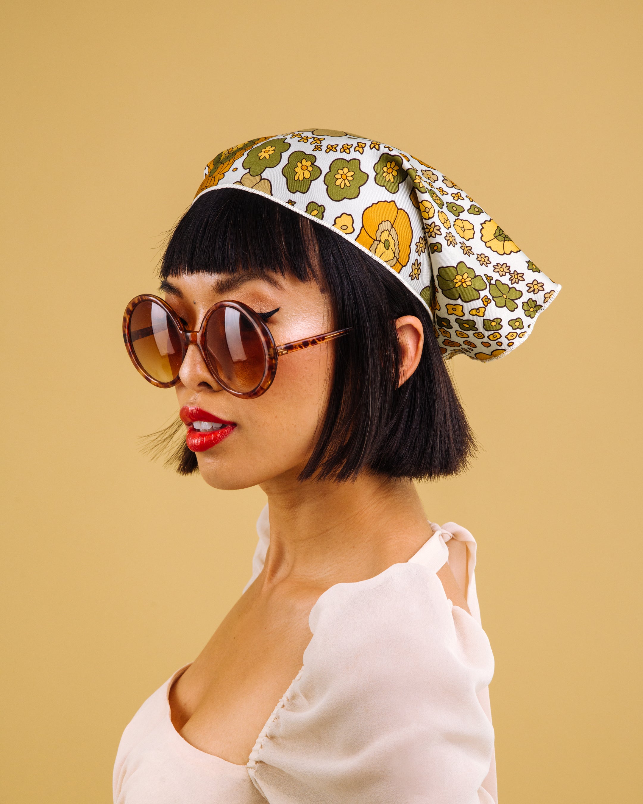Valley of the Dolls - Convertible Scrunchie Tie