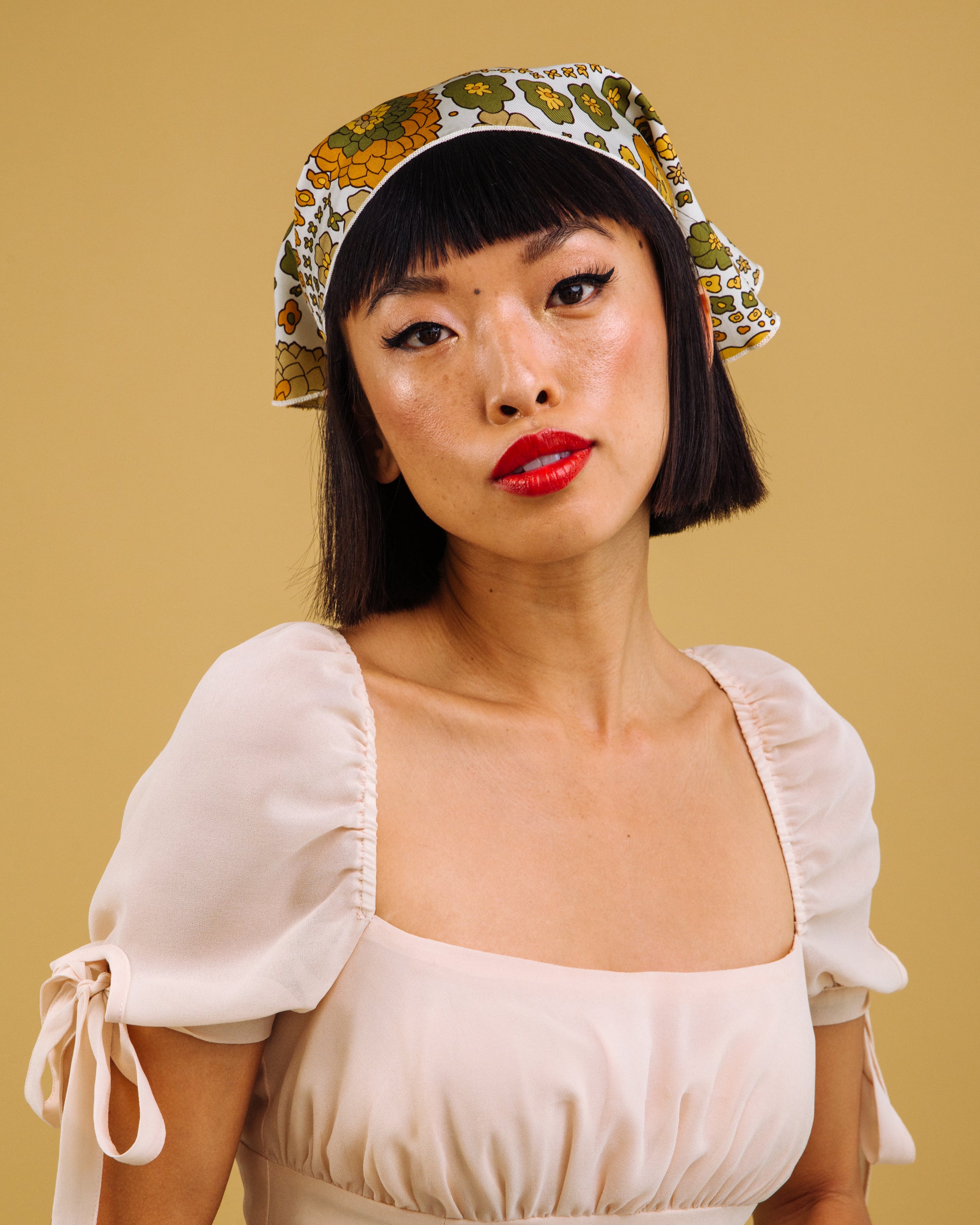 Valley of the Dolls - Convertible Scrunchie Tie