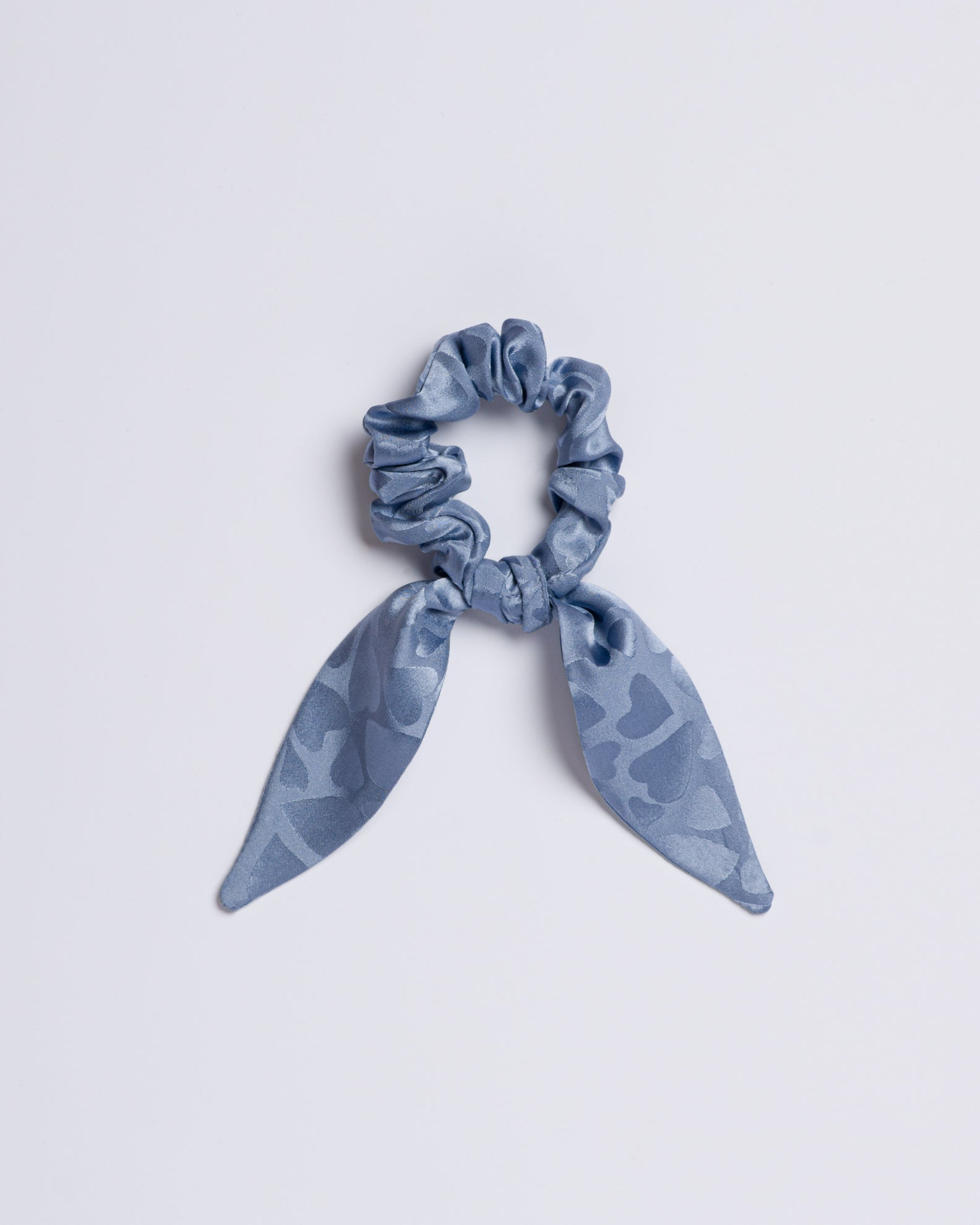 Queen of Hearts: Blue - Scrunchie Tie