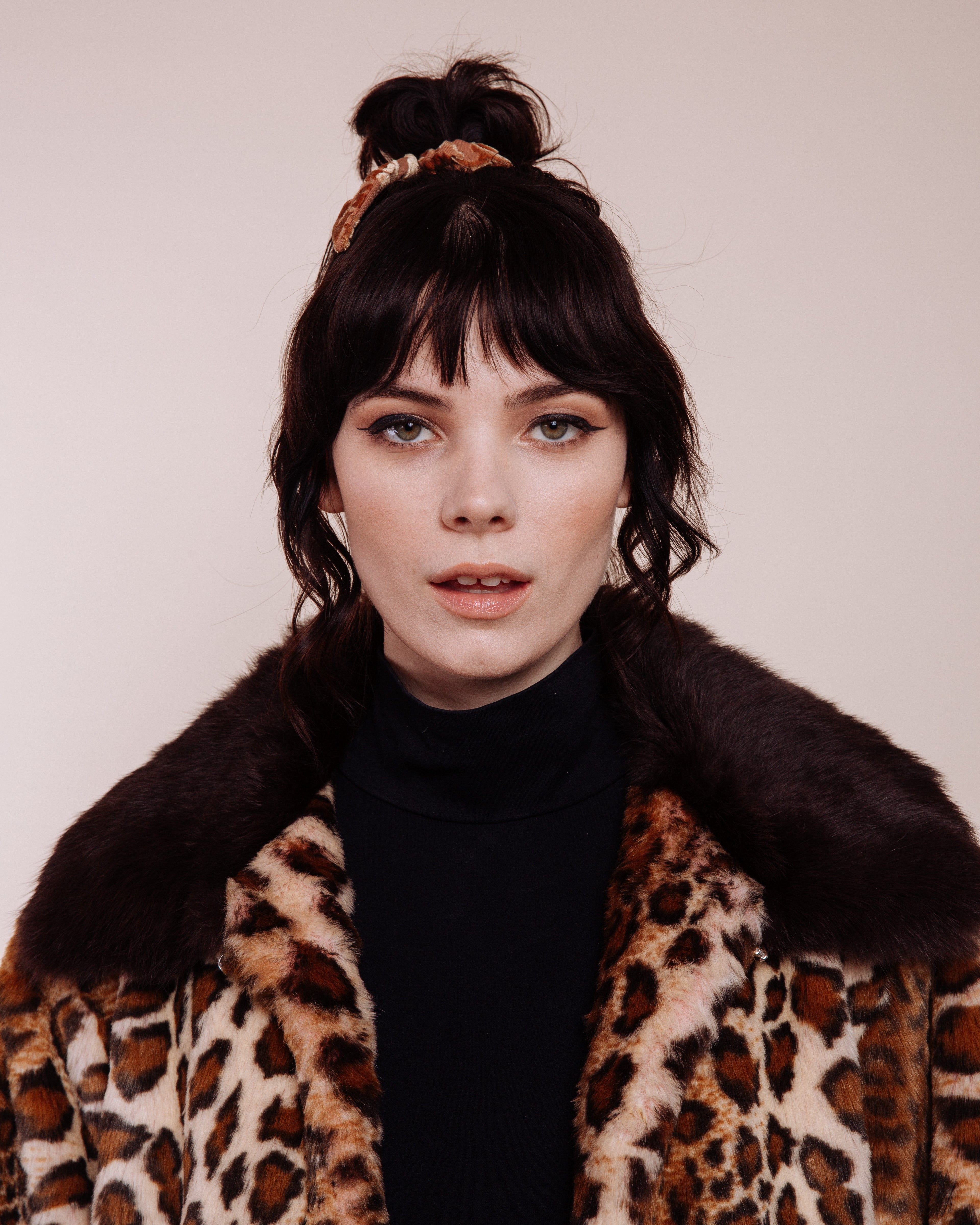 The Hendrix: Gold - Scrunchie Tie