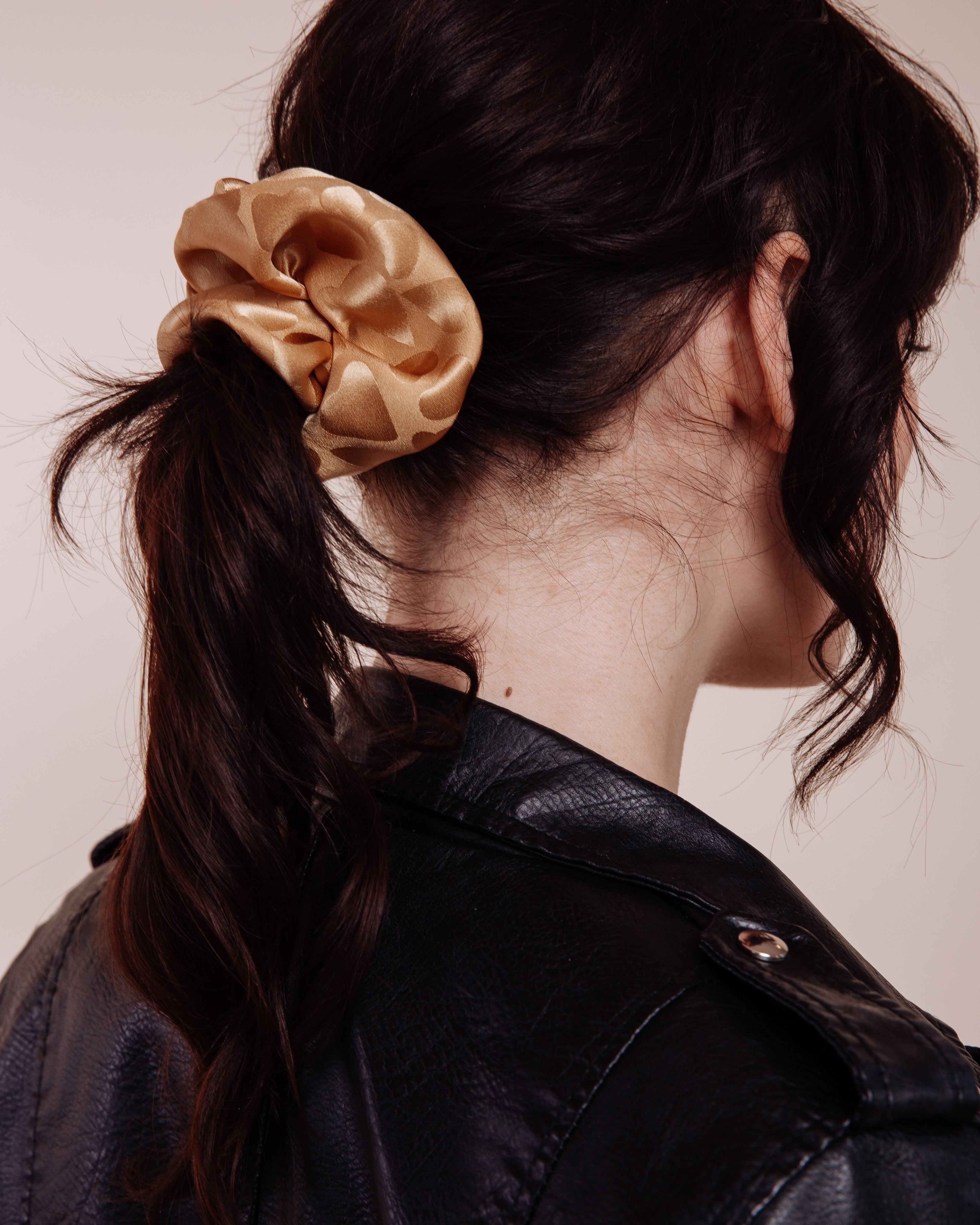 Queen of Hearts: Gold - Scrunchie