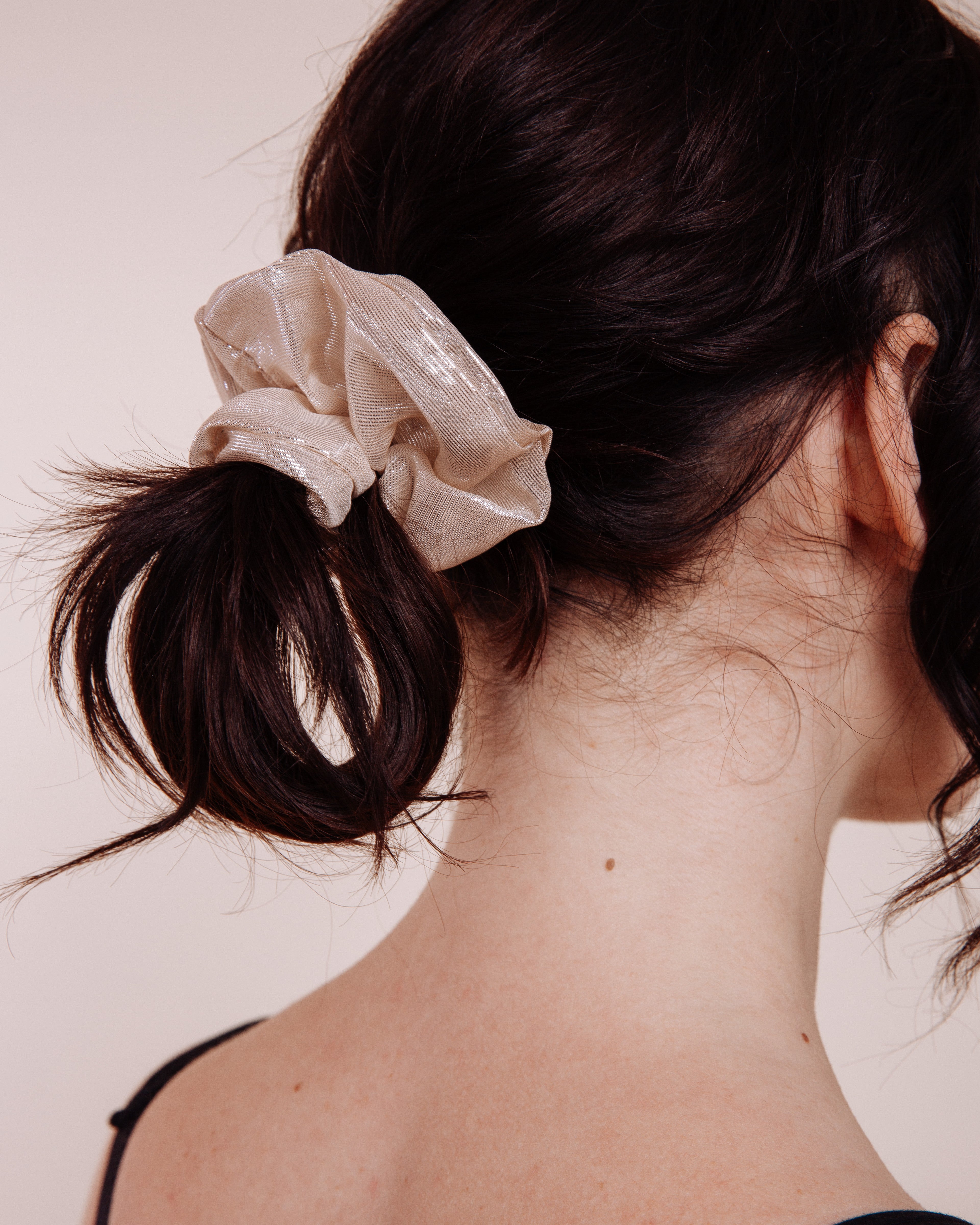 The Dolly - Scrunchie