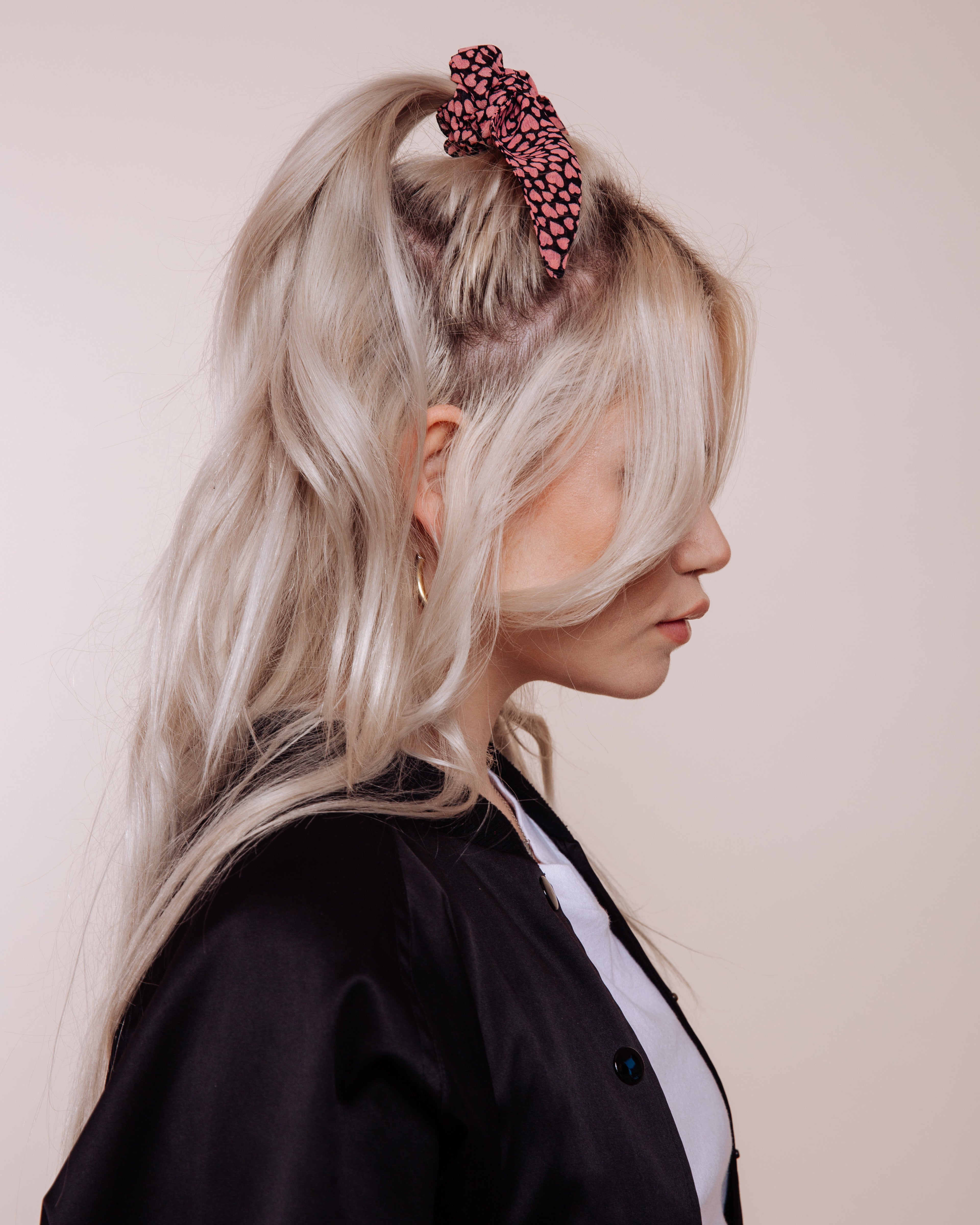 Heartbreaker - Scrunchie Tie