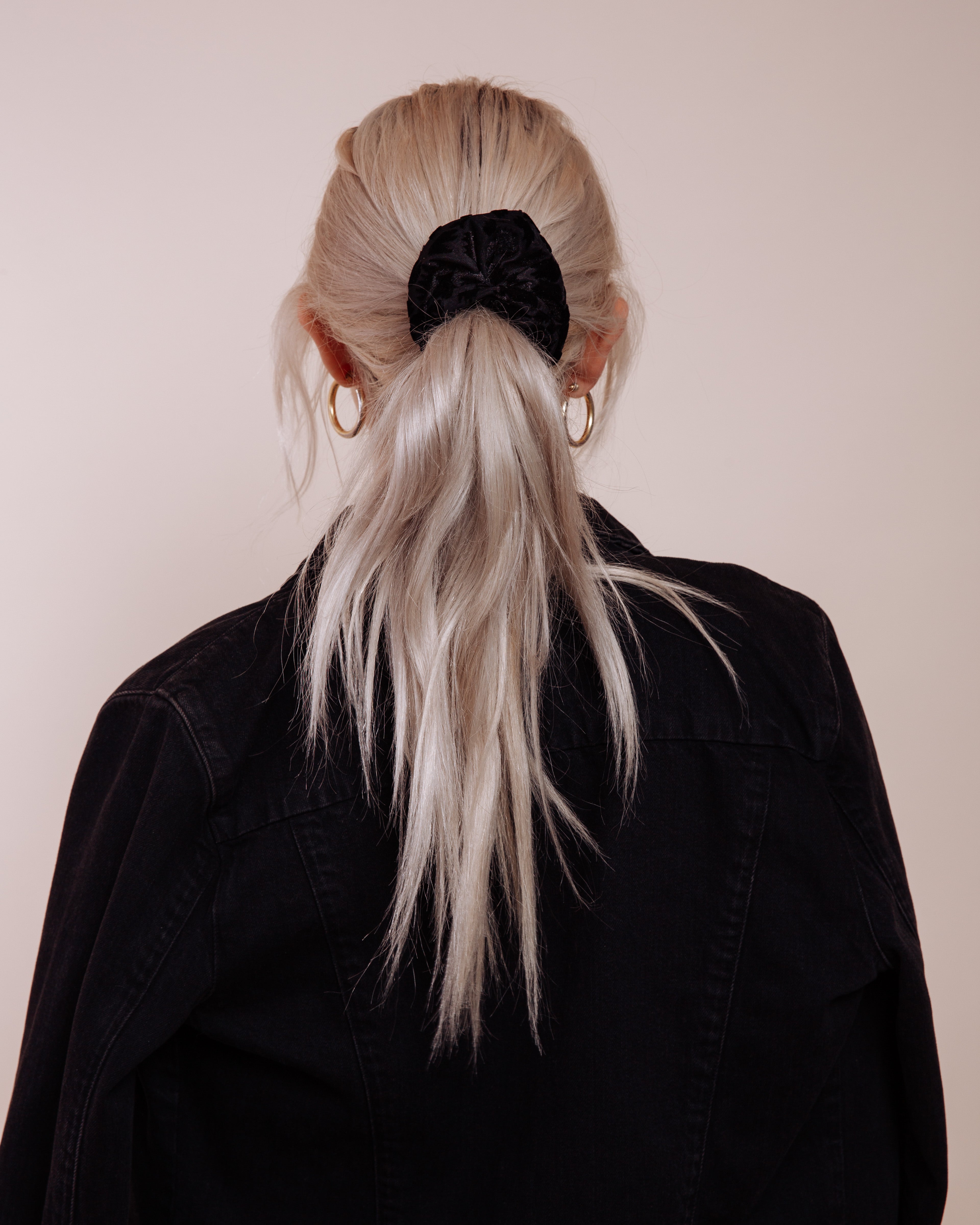 Foxey Lady: Black - Scrunchie