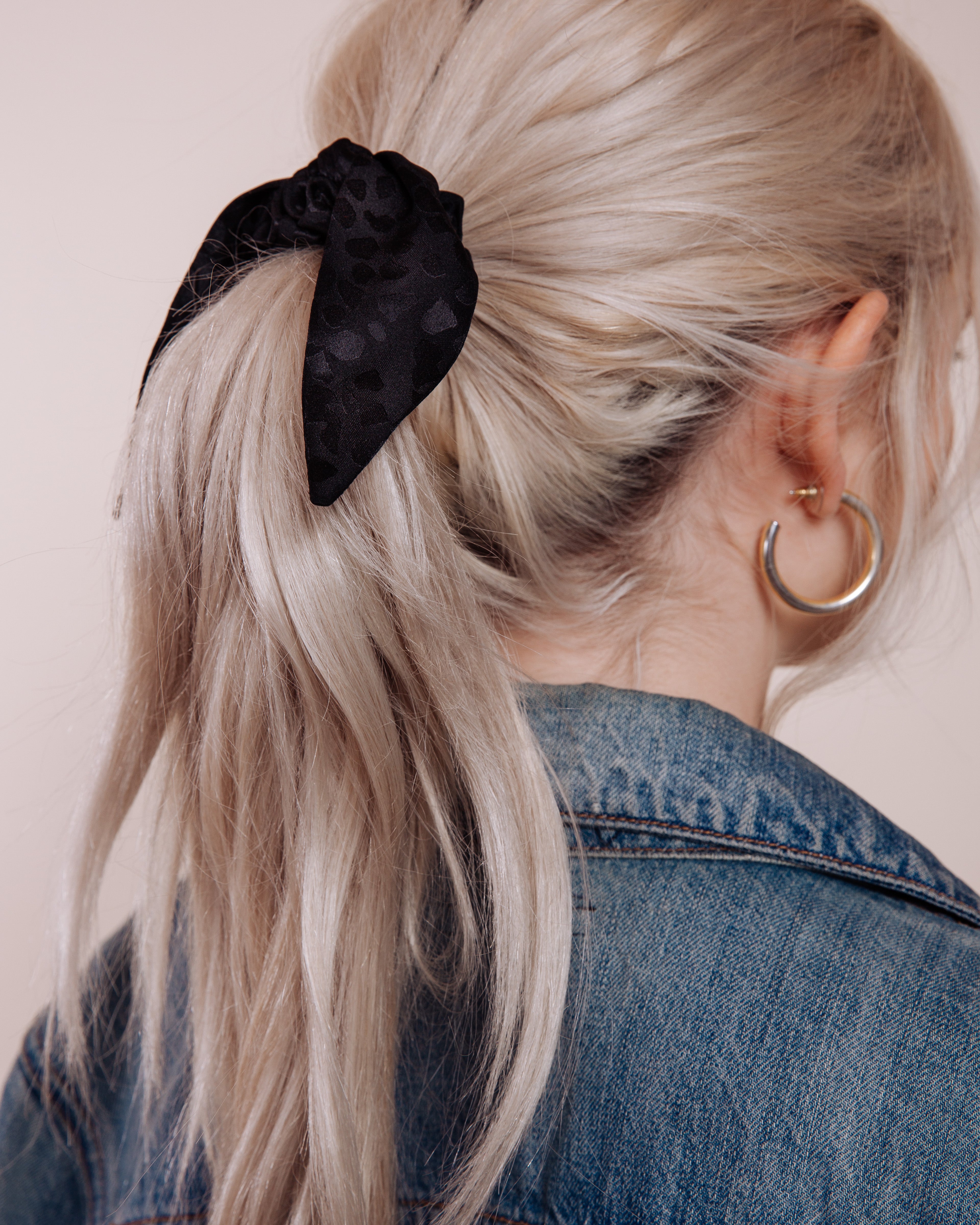 Tiny Dancer: Black - Scrunchie Tie