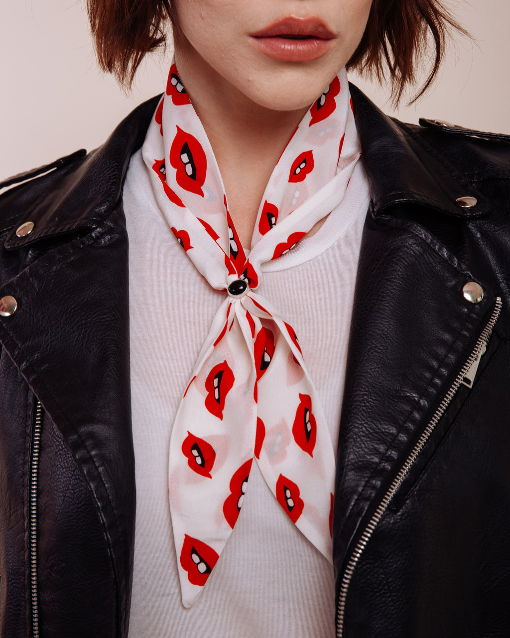 Chatterbox - Scarf Tie