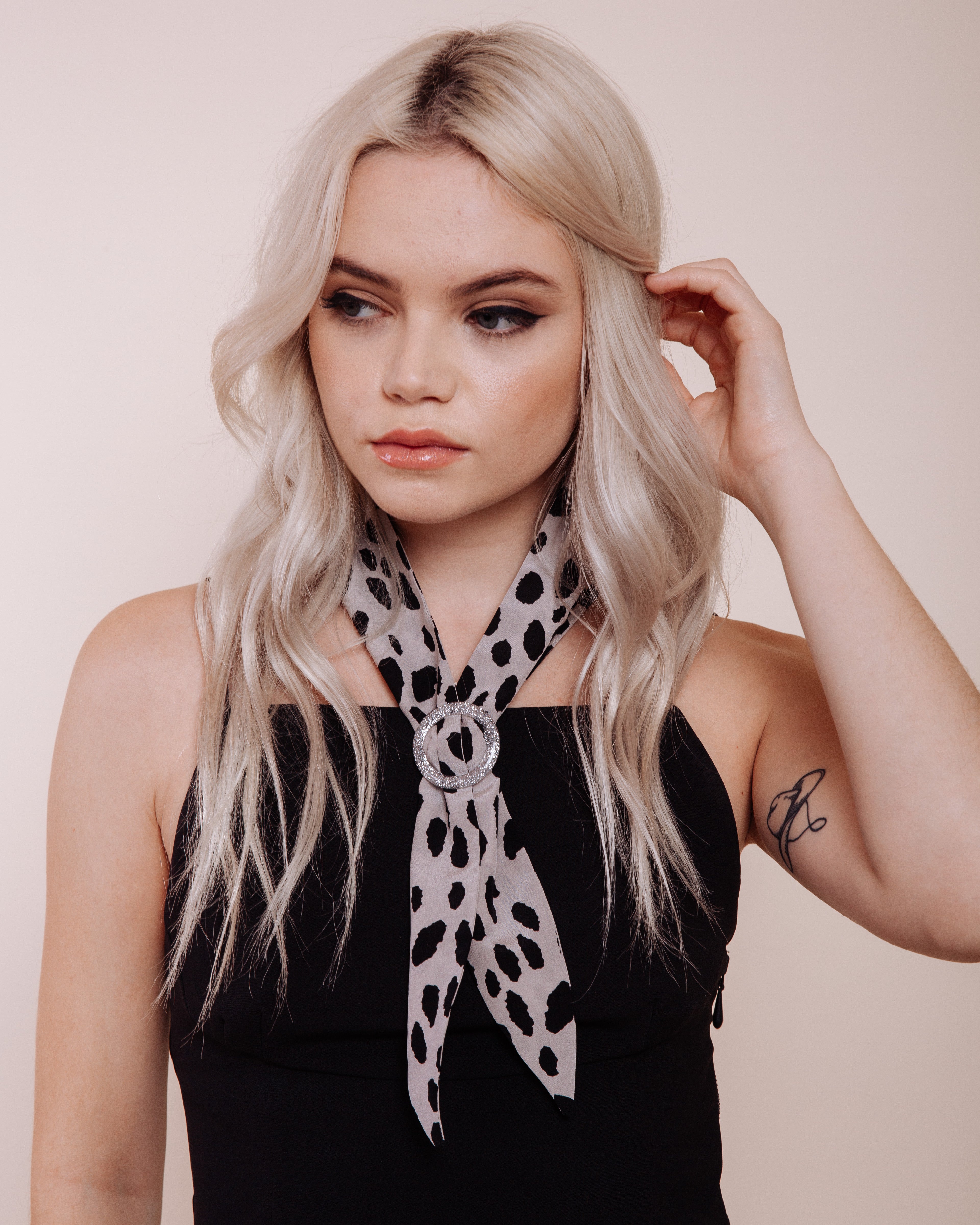 Silver Glitzy Scarf Slide