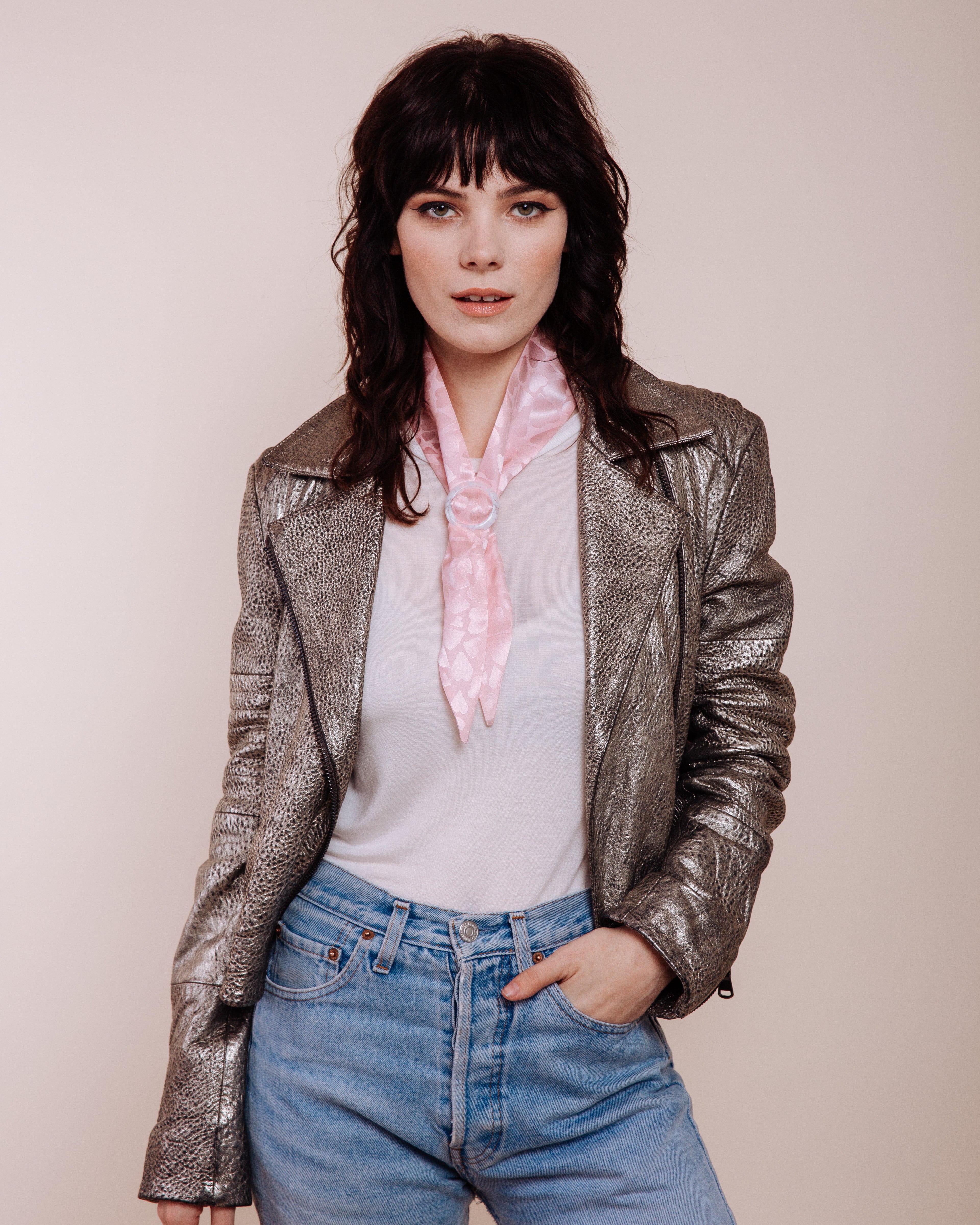 Queen of Hearts: Pink - Scarf Tie