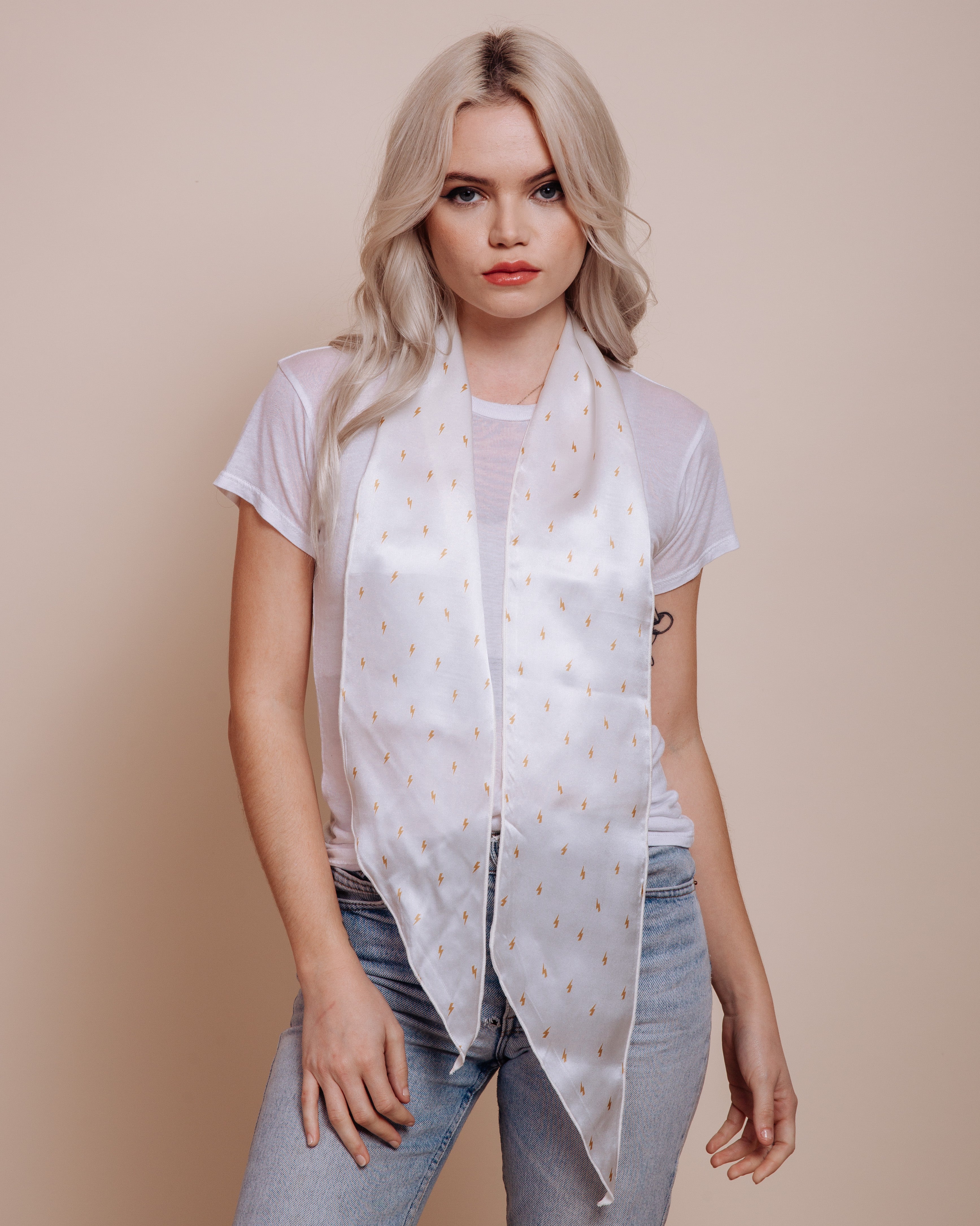 The Thunders: White - Skinny Scarf