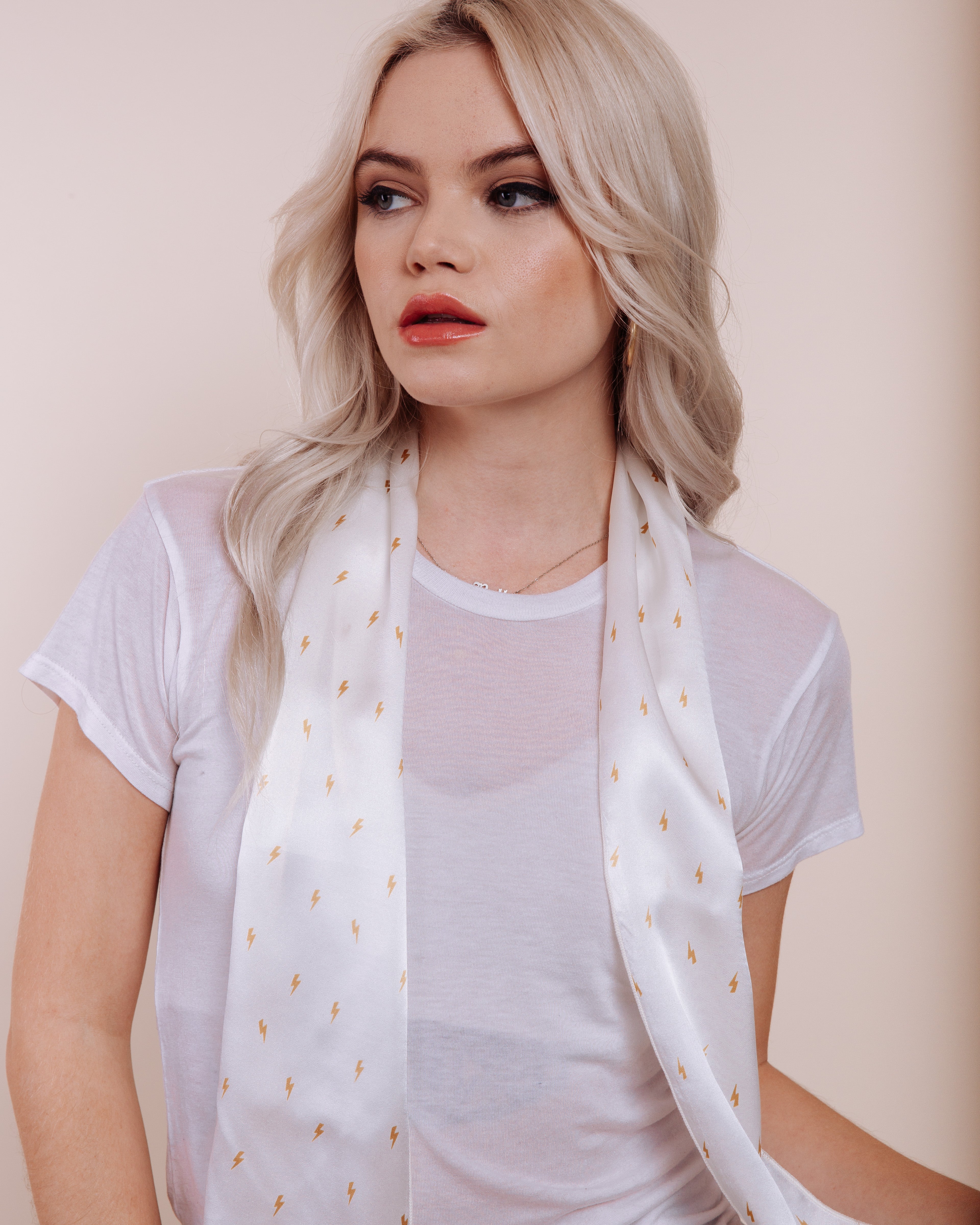 The Thunders: White - Skinny Scarf