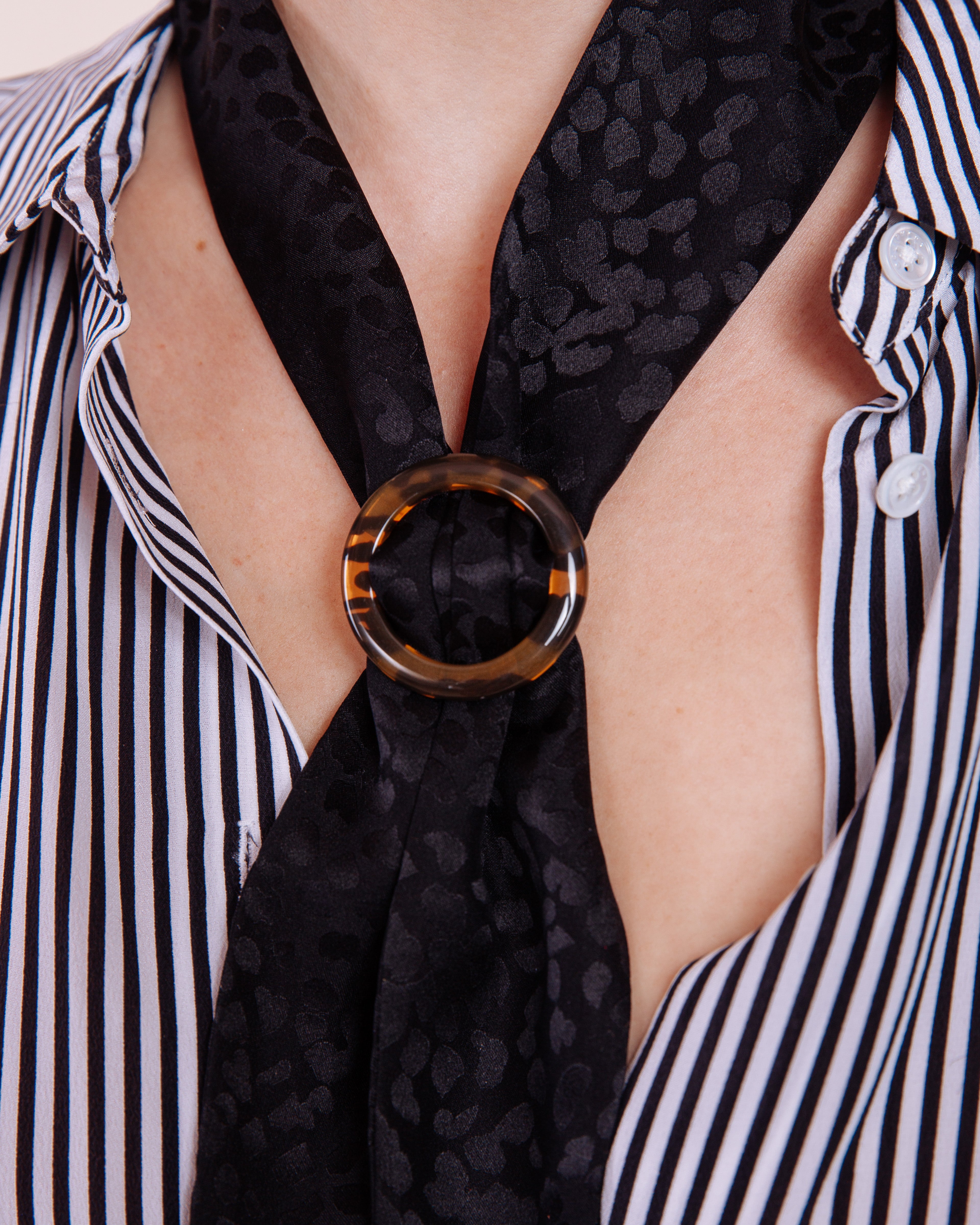 Tortoise Shell Scarf Slide